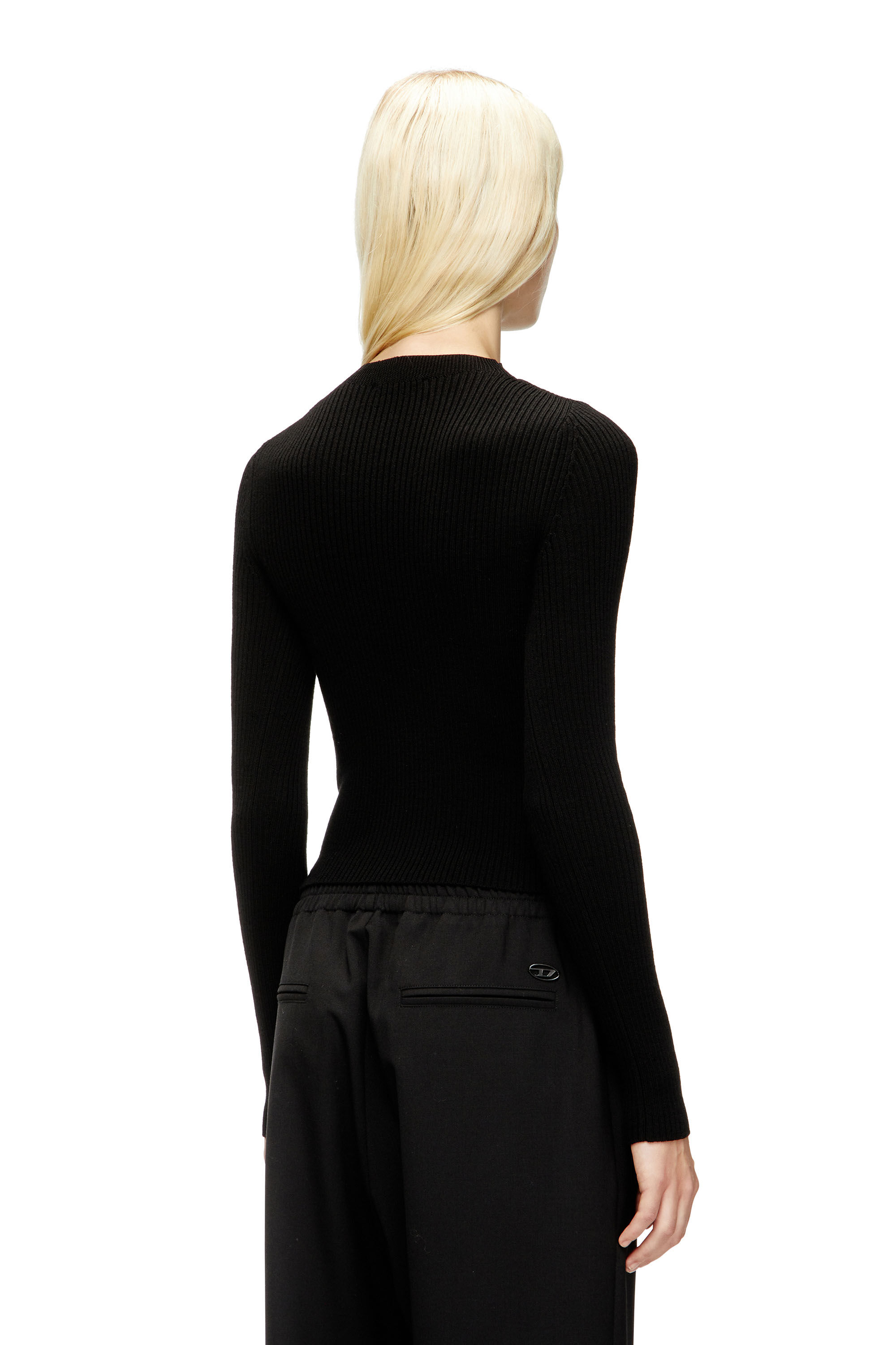 ENFOLD CURVE ARM ALINE PULLOVER ニット　ブラック 110025109_MATCHA_0012_3078eb1f