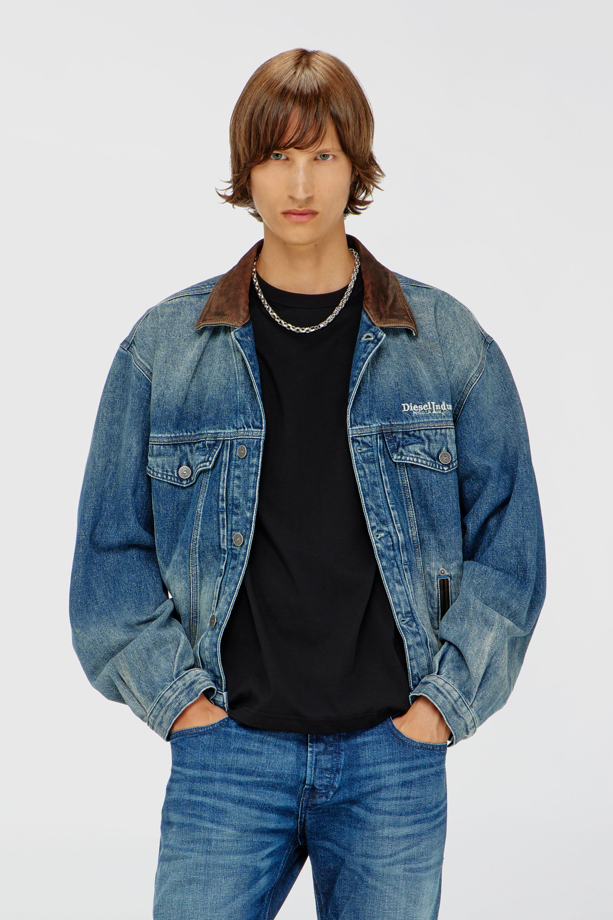 Women's Denim trucker jacket with contrast leather trims | Blue