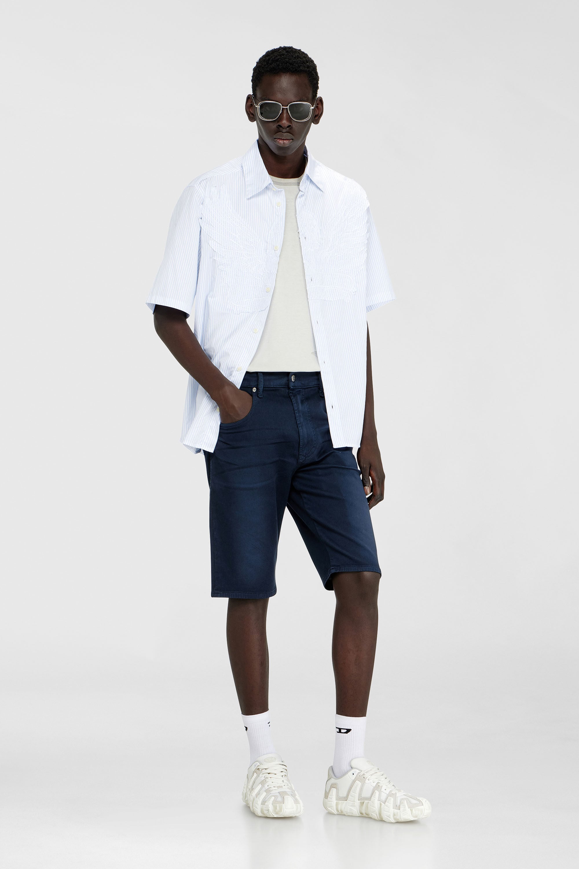Diesel - 2033 D-KROOLEY-SHORT-BW JOGG, Man's Slim shorts in coloured denim in Dark Blue - 1
