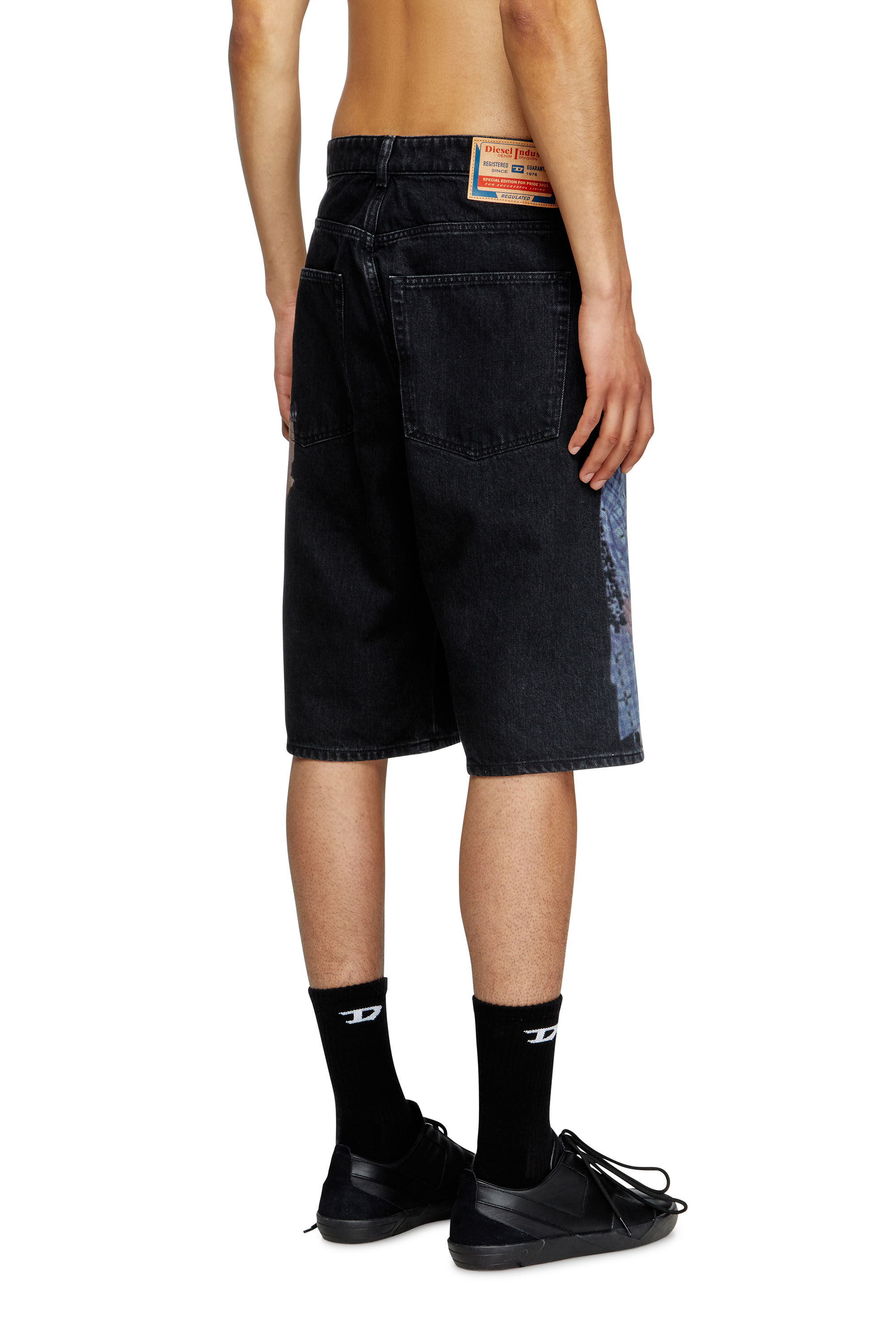 DIESEL DSIRE shorts 黒　レザー風　23インチ DIESEL DSIRE shorts 黒 レザー風 23インチ