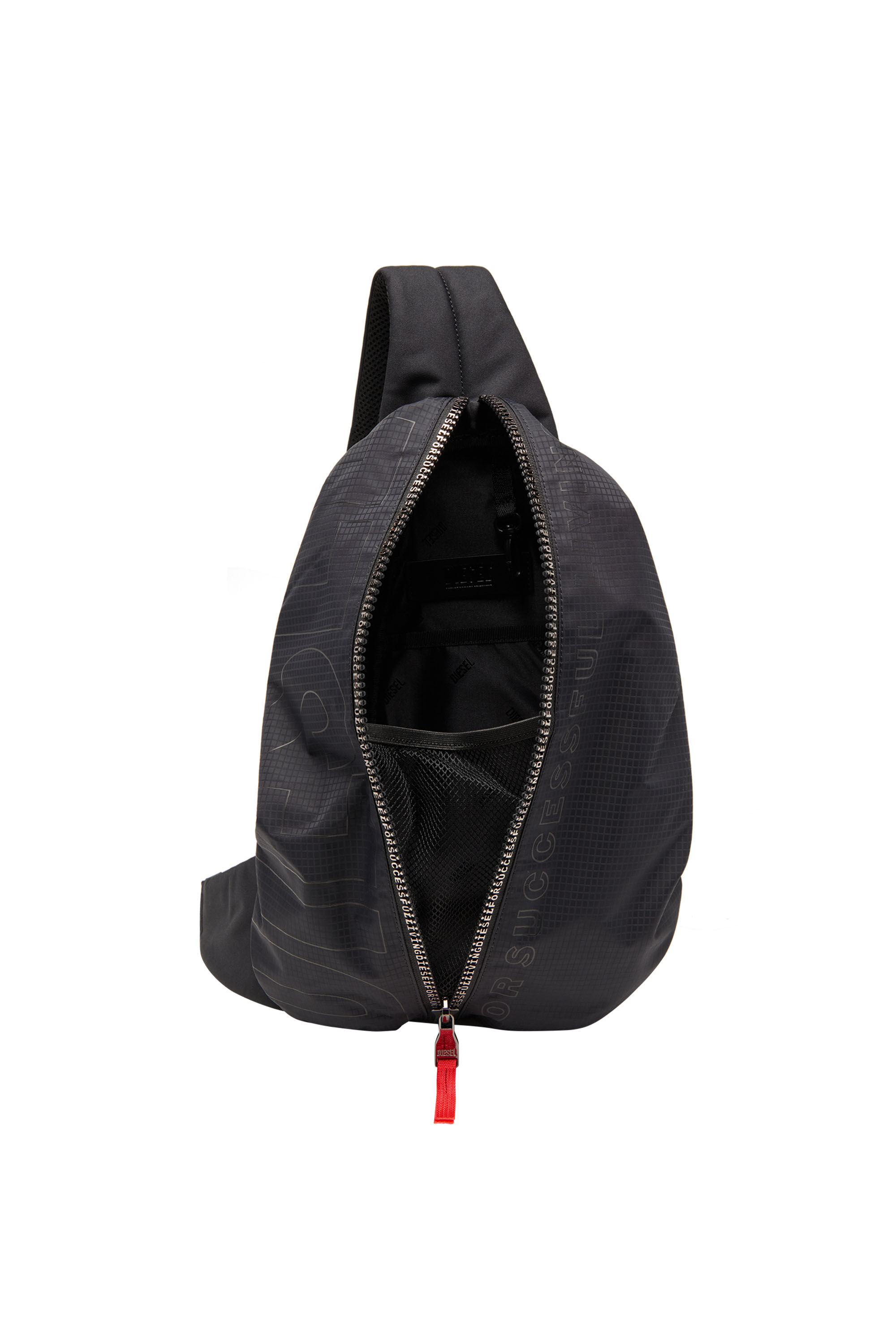 Men's Zip-D-Sling backpack in check-jacquard shell | Black