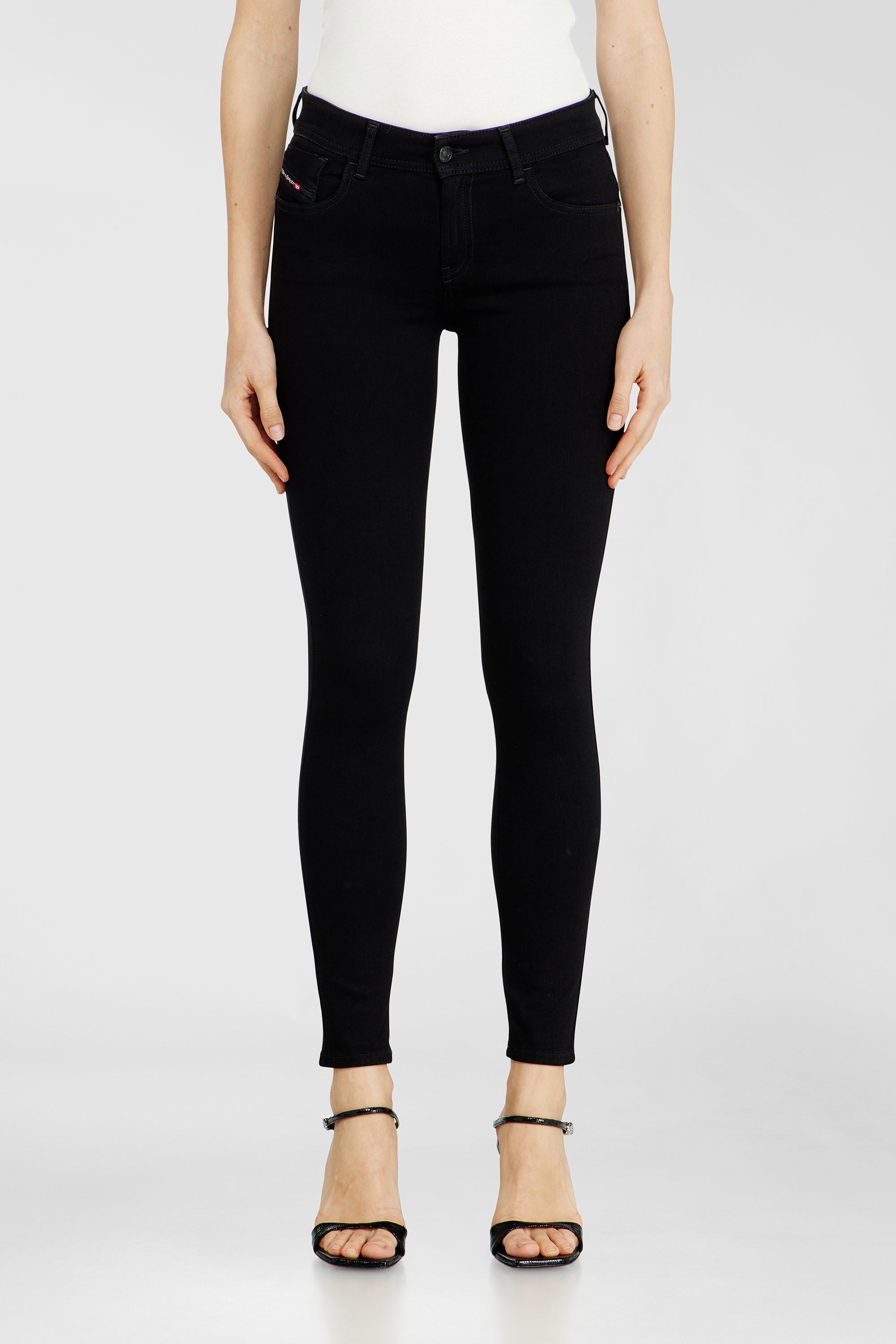 2017 SLANDY Woman: Super skinny Jeans regular waist | Black/Dark