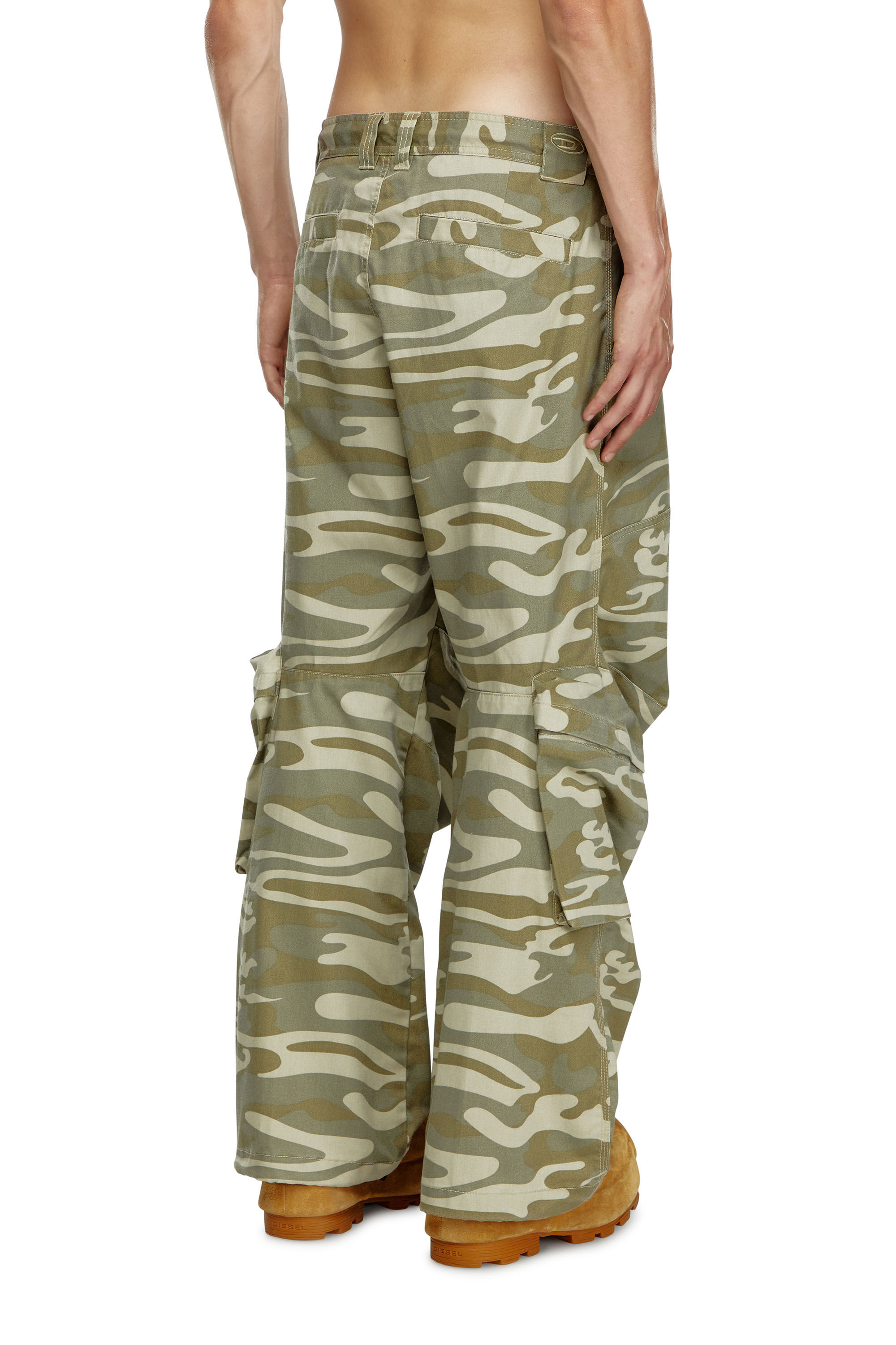 Men s Cargo pants with camo print Green Diesel