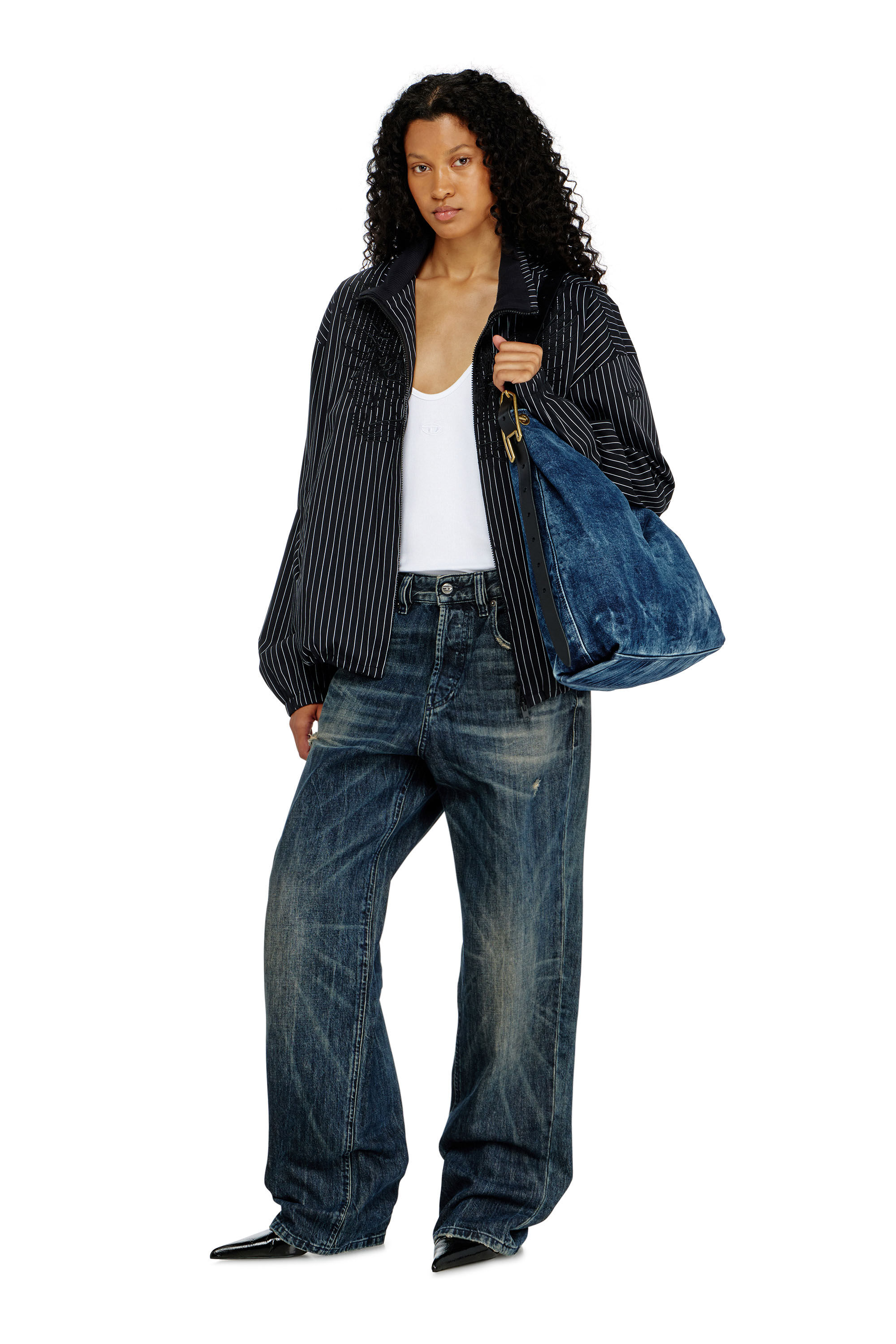 O*6様 DIESEL ディーゼル X09720 P5187 H6851 ボディ Women's D-Line-Denim hobo bag | Blue | Diesel