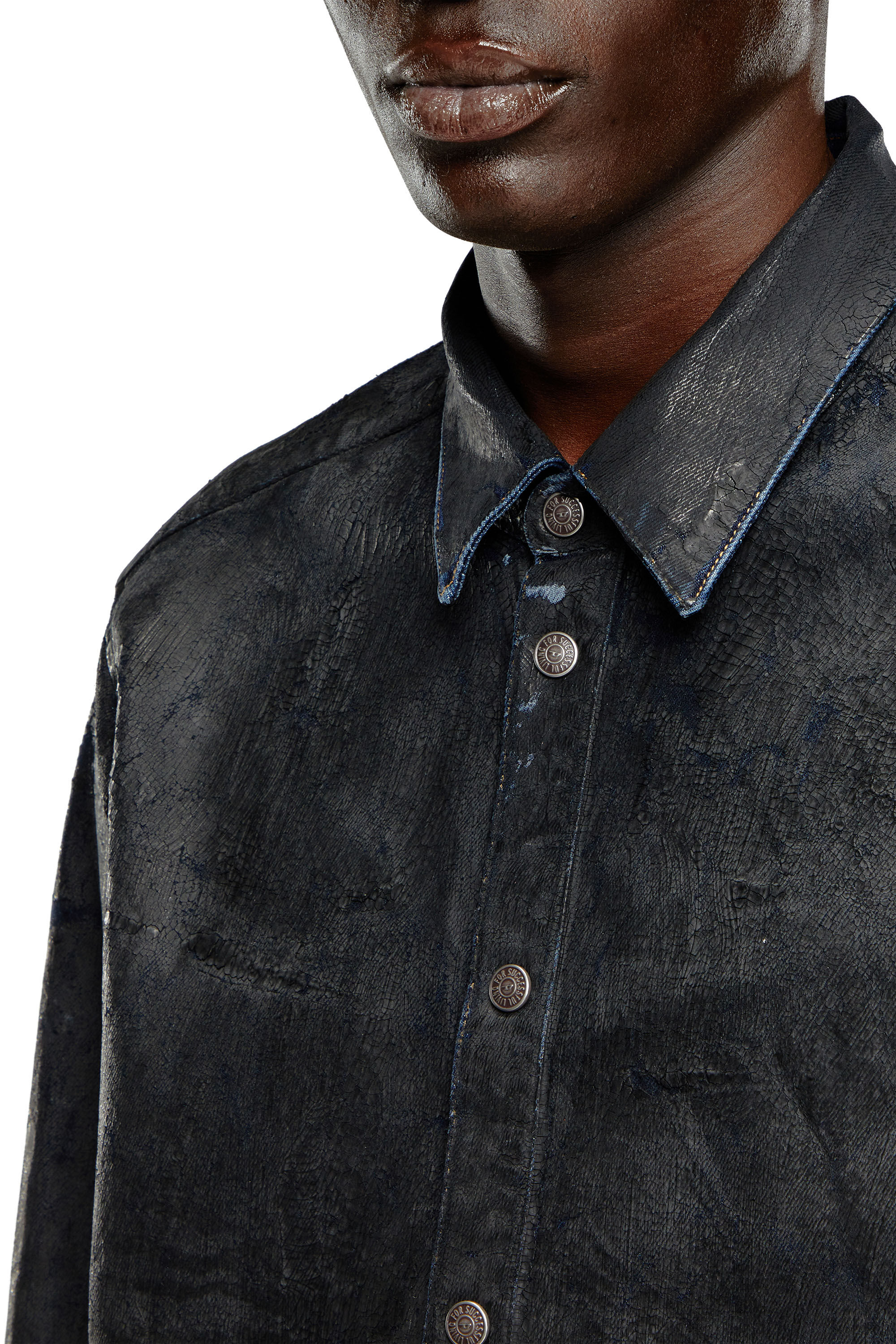 Men's Denim shirt with craquelé coating | Black | Diesel