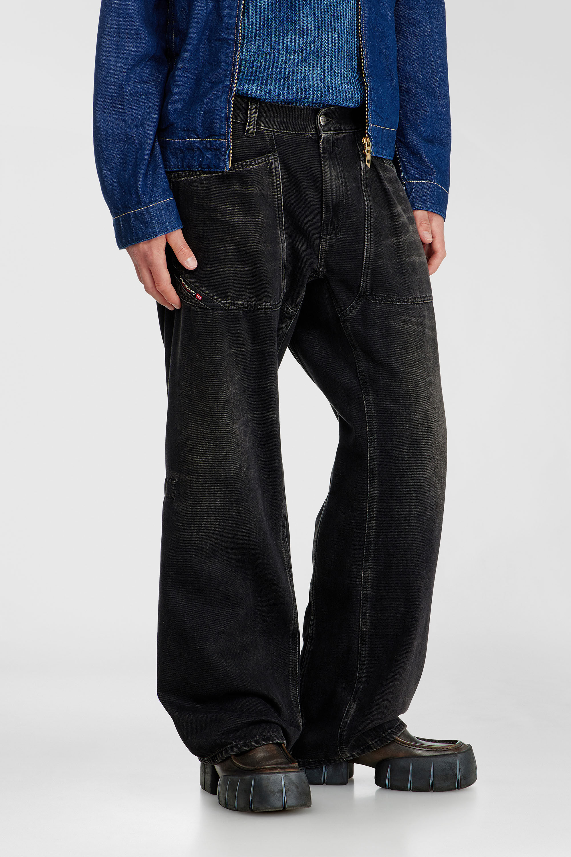 Men's Relaxed Jeans | Regular Waist D-ZetaBlack/Dark grey | Diesel TR