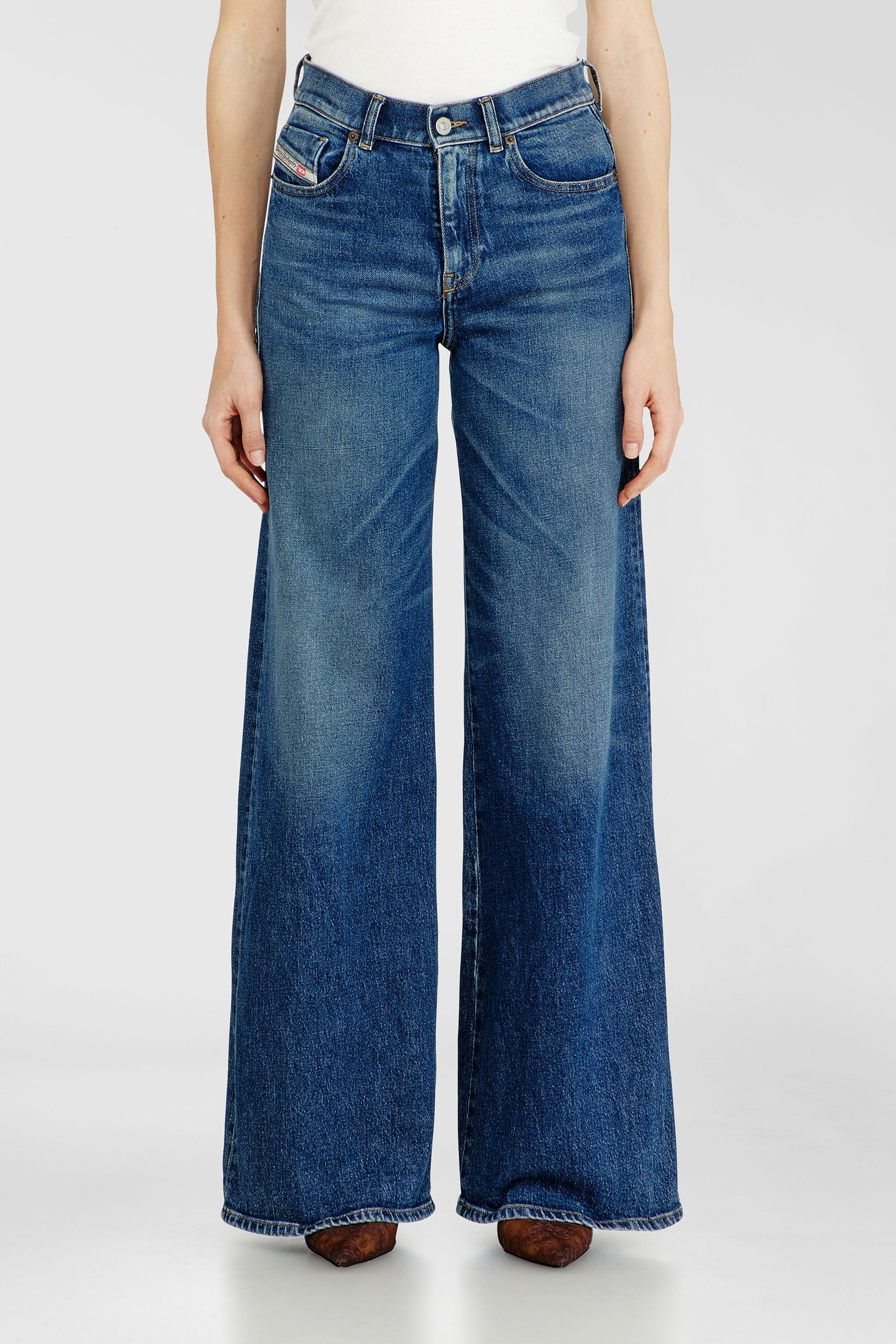 Women's Flare Jeans | Regular Waist 1978 D-Akemi | Medium blue