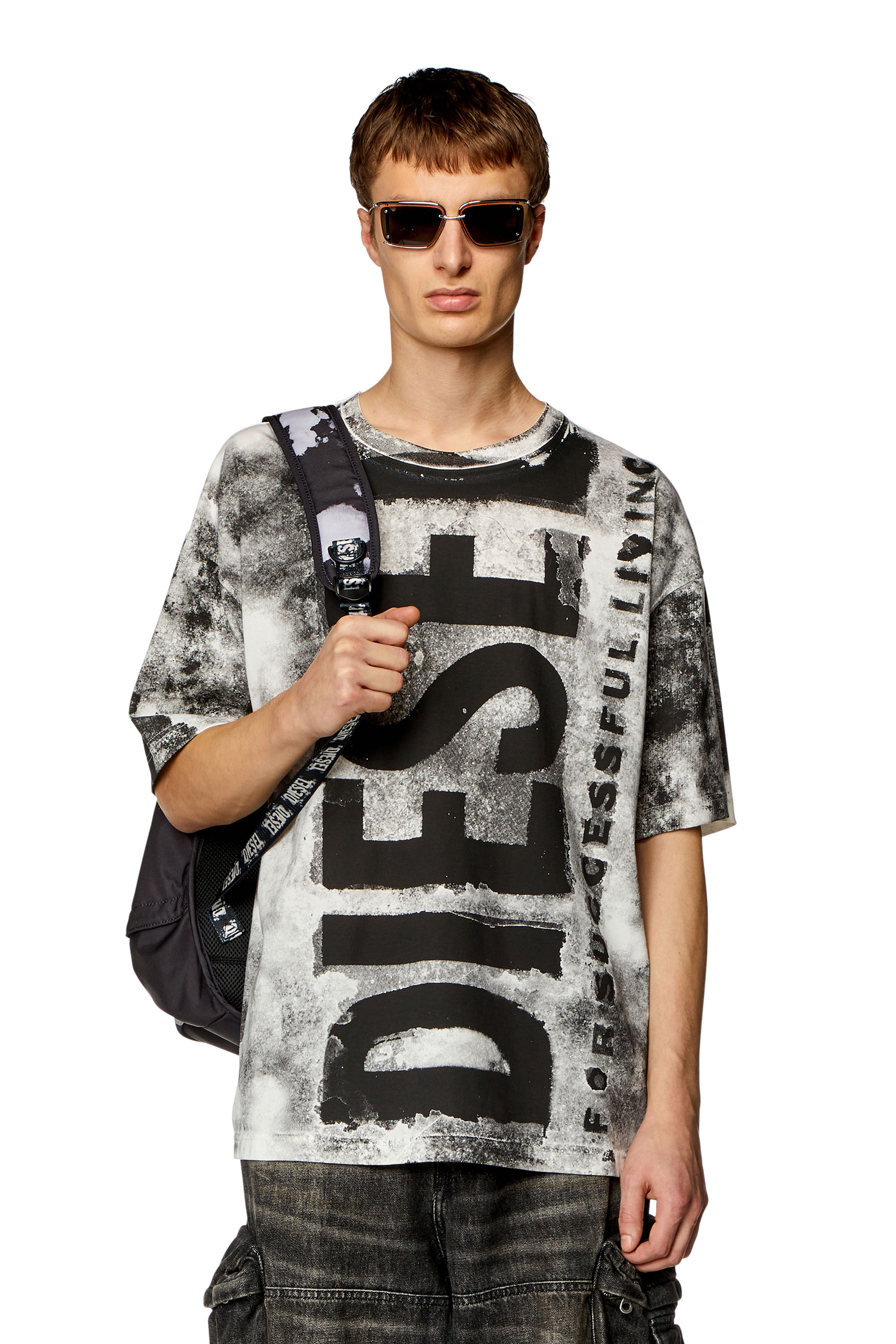 Diesel - T-BOXT-BISC, Man's T-shirt with maxi bleeding logos in Grey/Black - 3