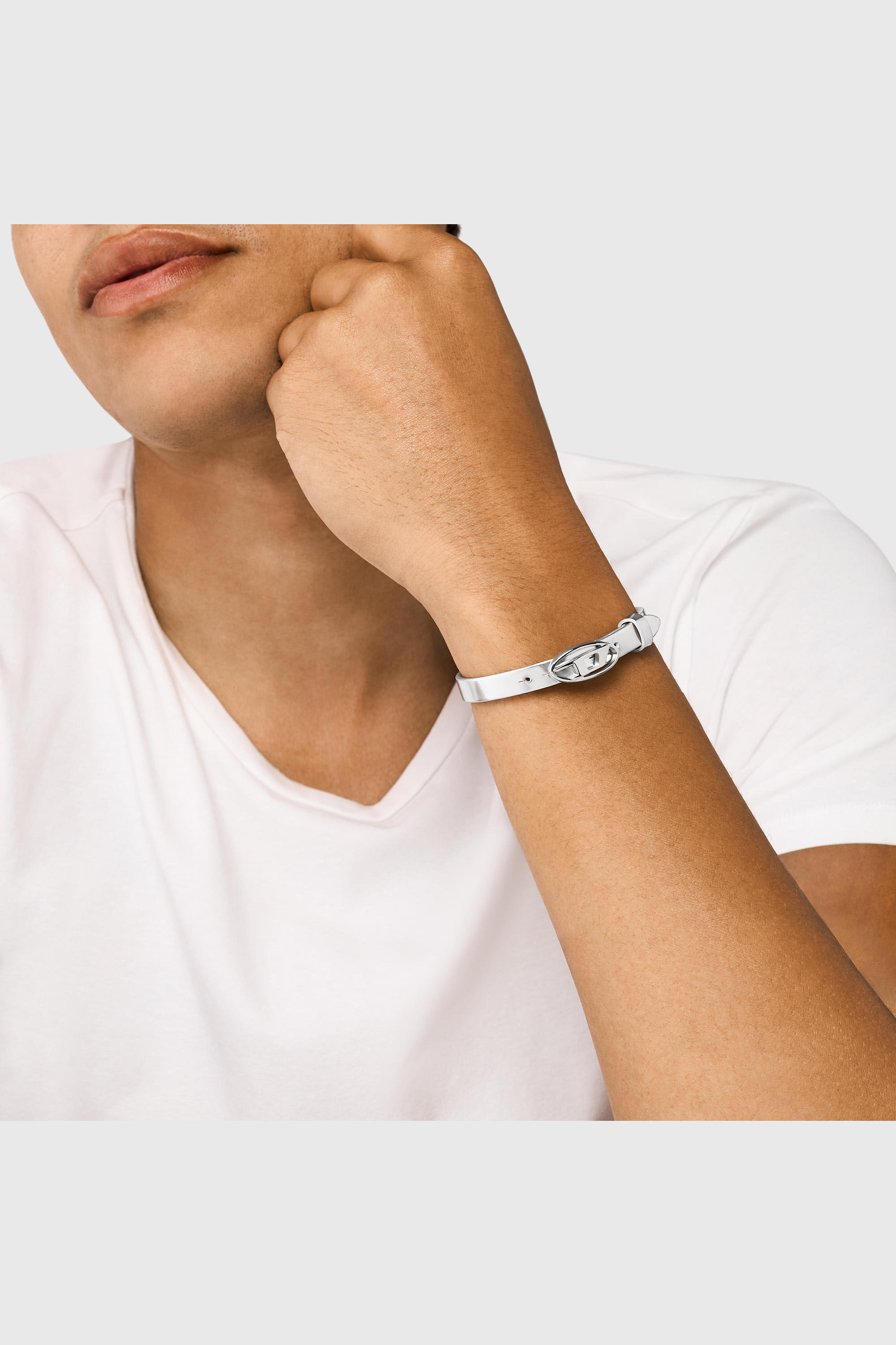 アクセサリー diesel leather bracelet silver y2k Women's Silver Leather Stackable Bracelet | Silver | Diesel