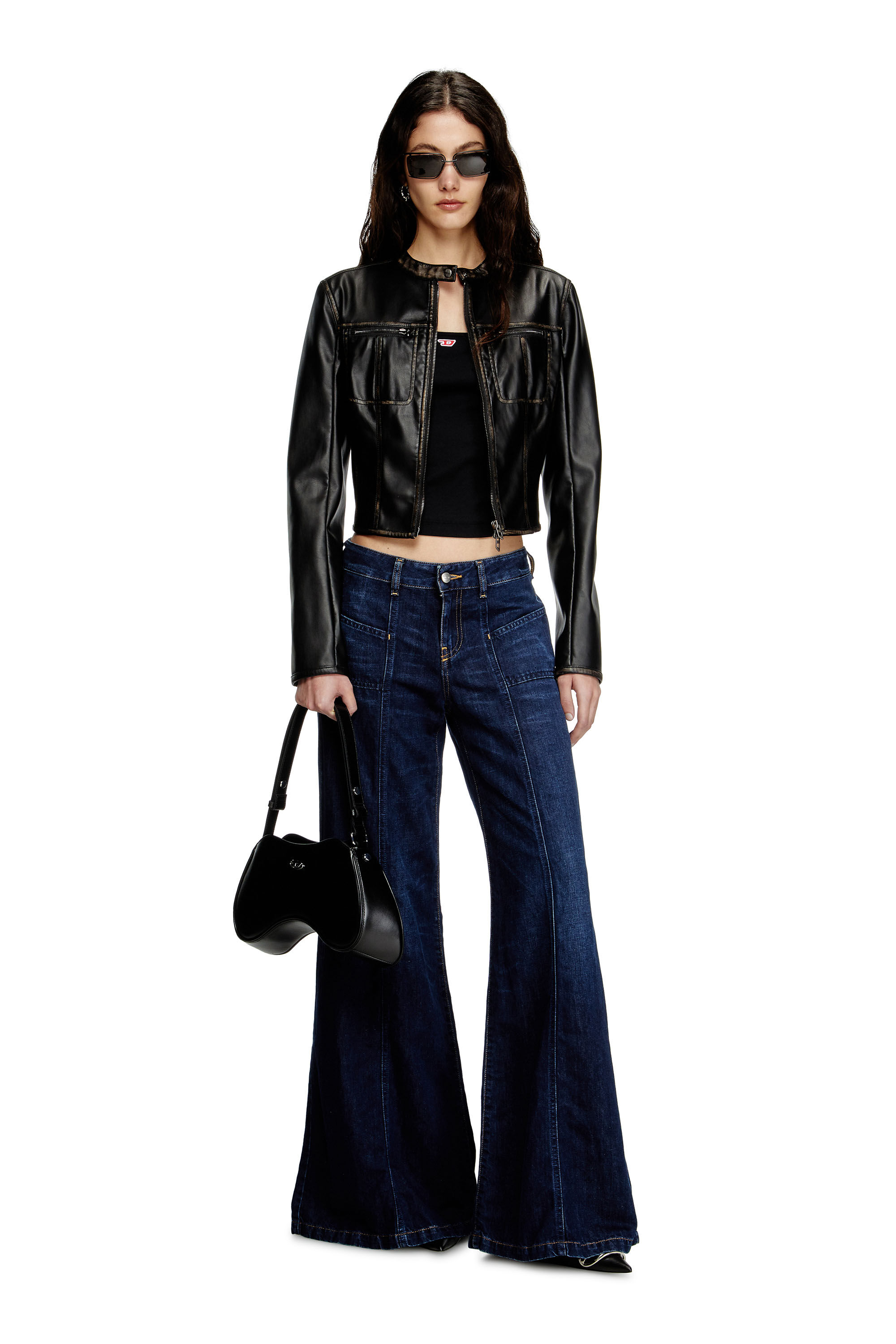 Women's Play-Semi gloss leather shoulder bag | Black | Diesel