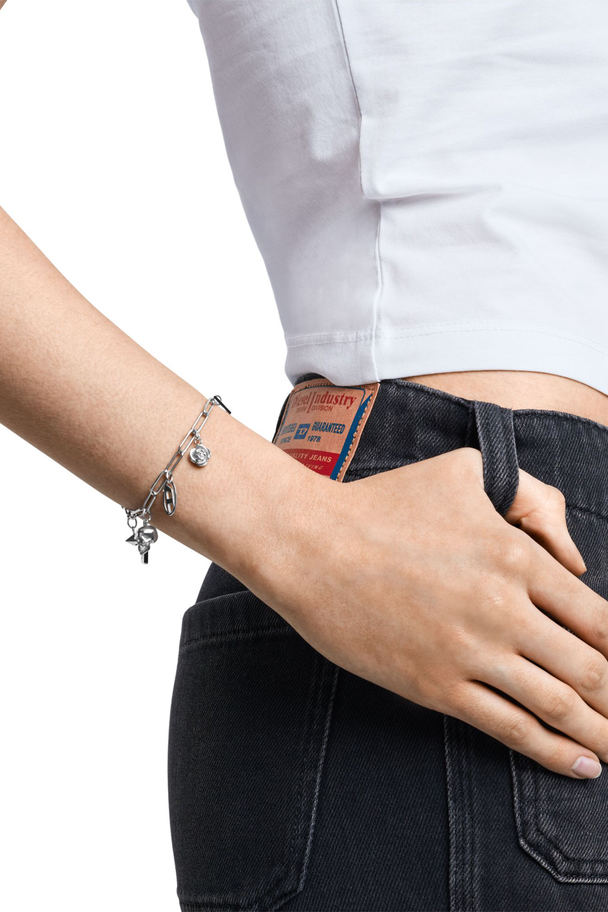 DIESEL Dx1604040 チャームブレスレット Women's Stainless Steel Charm Bracelet | Silver | Diesel {{Country}}