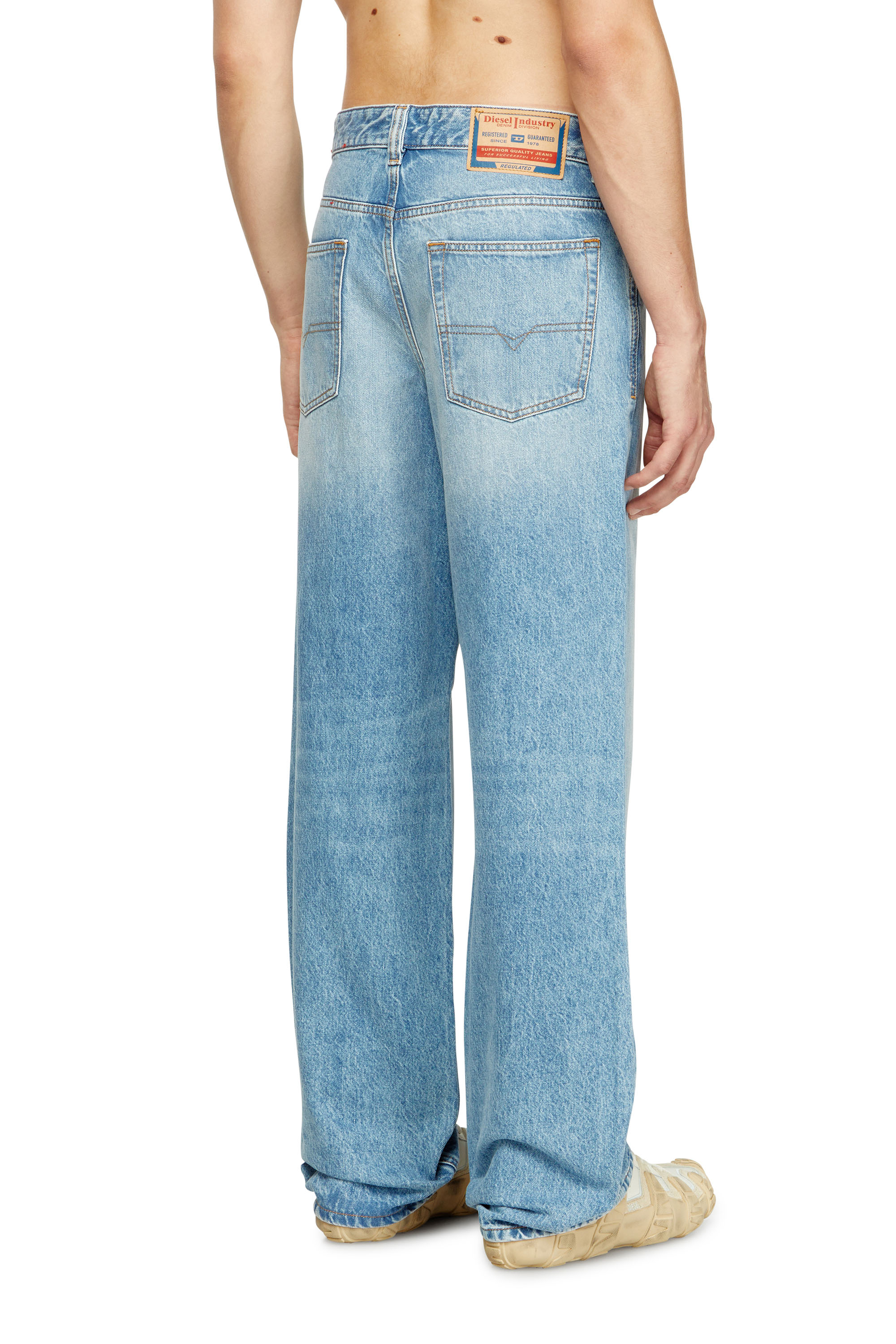 Diesel - Man's Relaxed Jeans 2001 D-Macro 09I29, Light Blue - 4