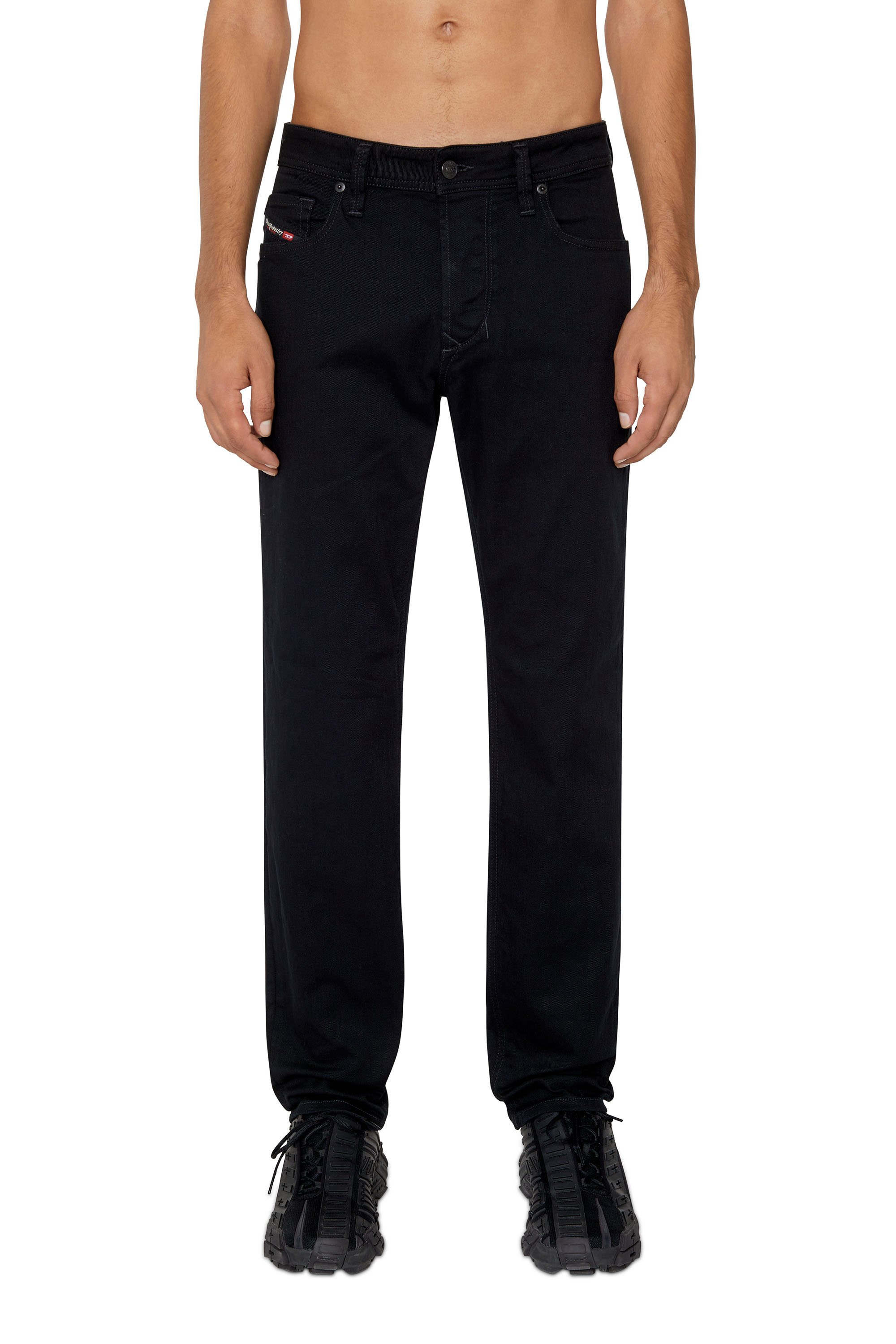 Larkee Beex Tapered Jeans |