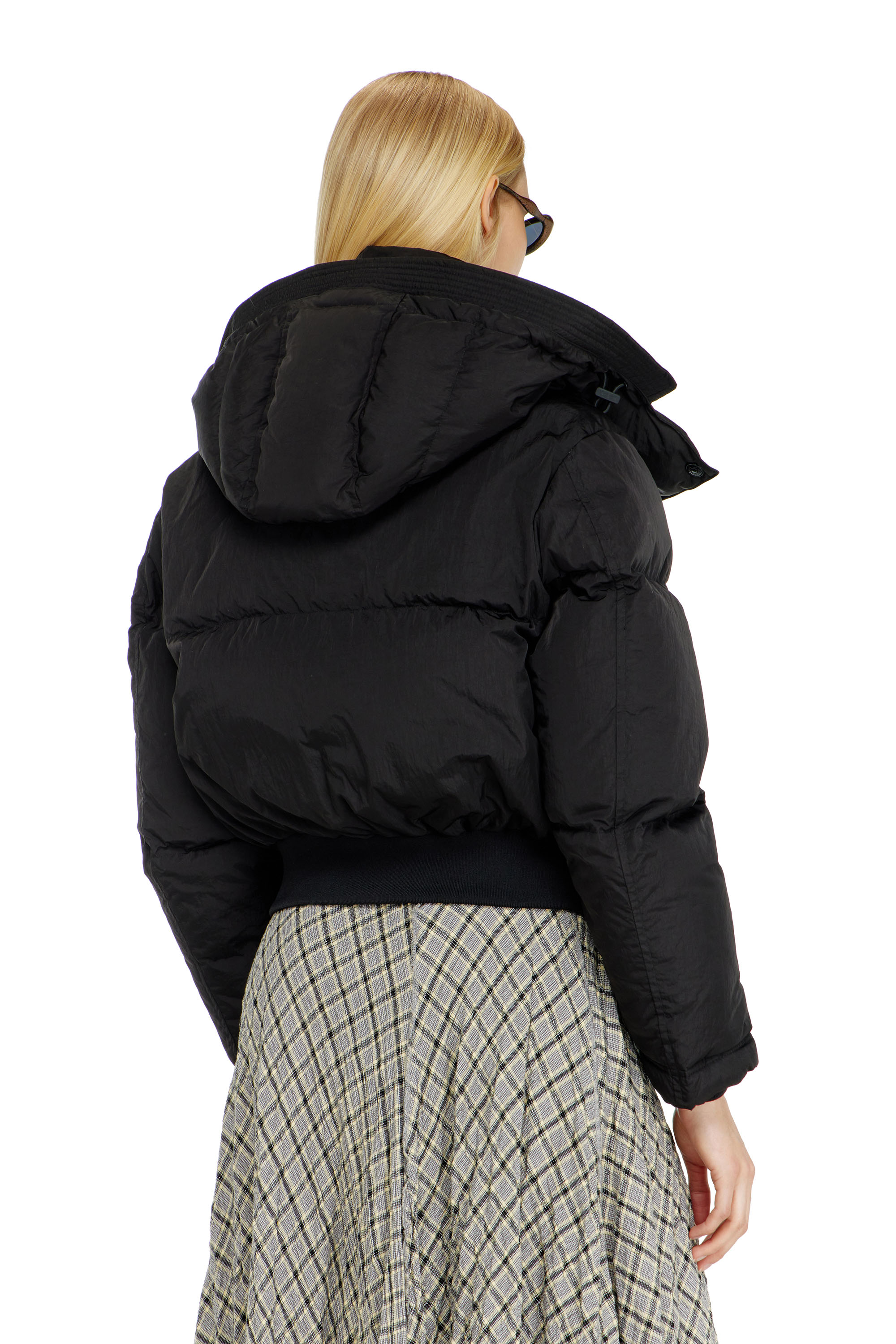 Diesel - W-PEYT-SHORT-NEW-WD, Woman's Wrinkled-nylon down puffer jacket with detachable hood in Black - 4