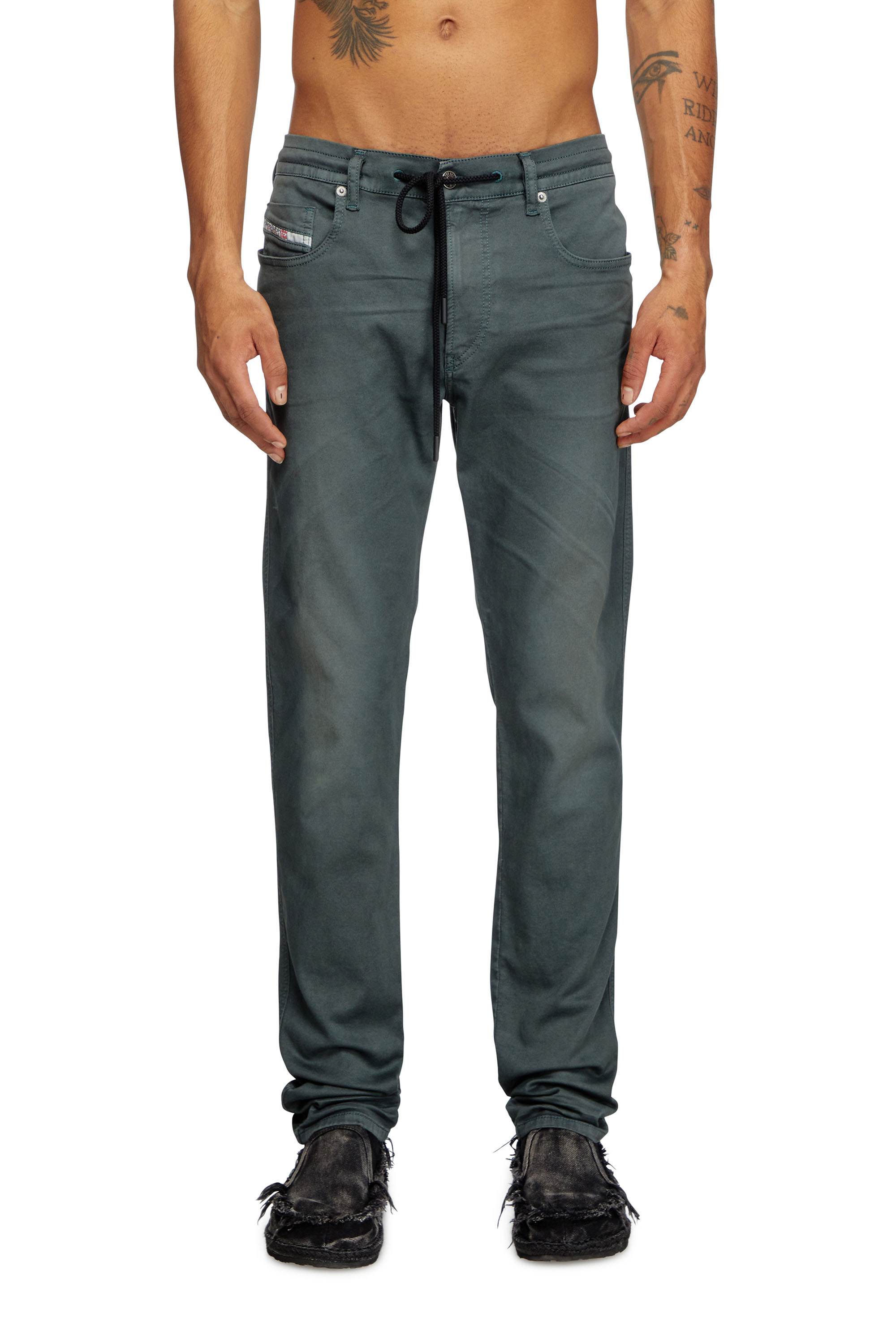 Diesel - Man's Slim 2062 D-Strukt Joggjeans&reg; 0670M, Grey - 3