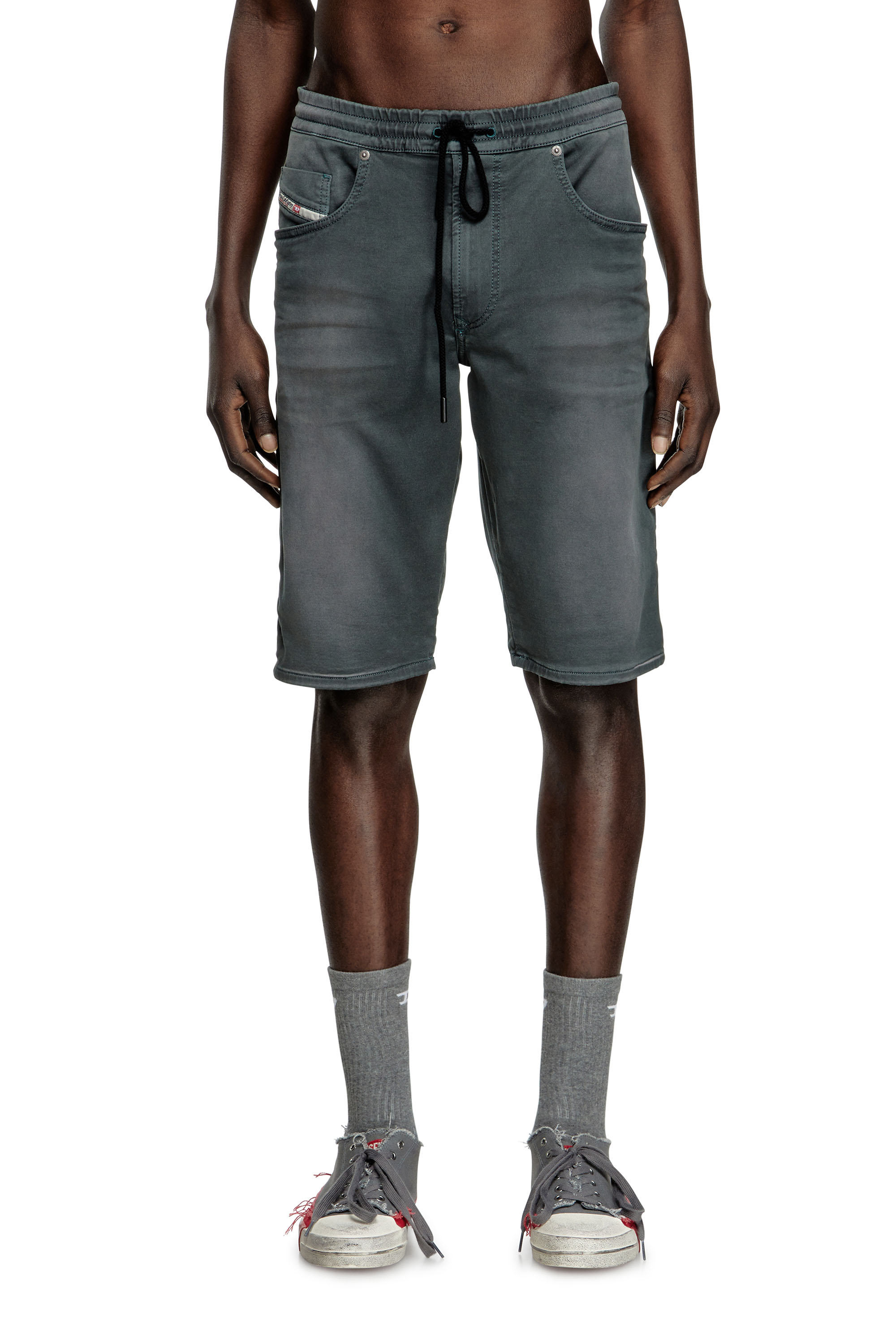 Diesel - 2033 D-KROOLEY-SHORT JOGG, Man's Chino shorts in JoggJeans in Dark grey - 3
