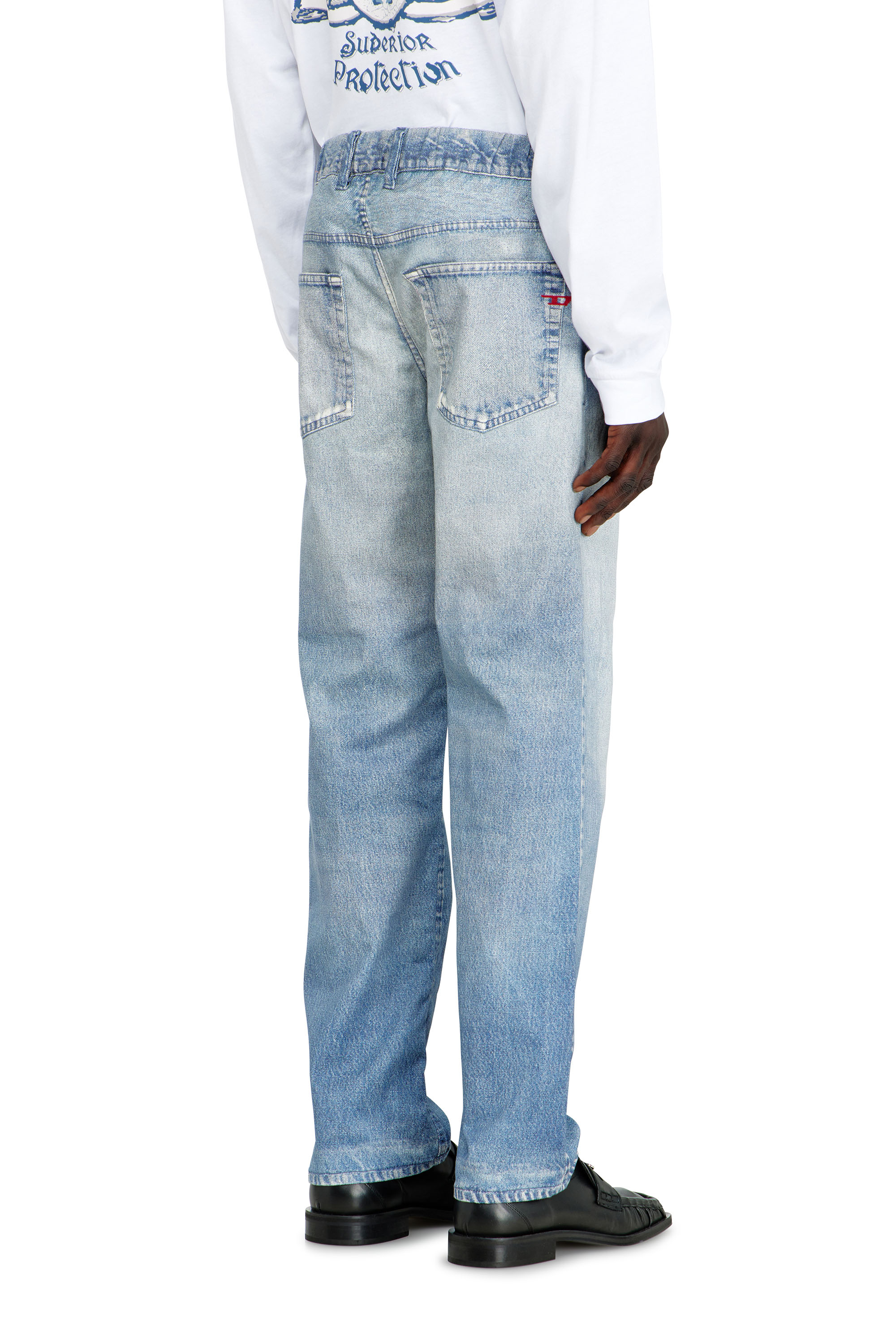 Diesel - Man's Regular 2090 D-Veekley Joggjeans&reg; 068RX, Light Blue - 4
