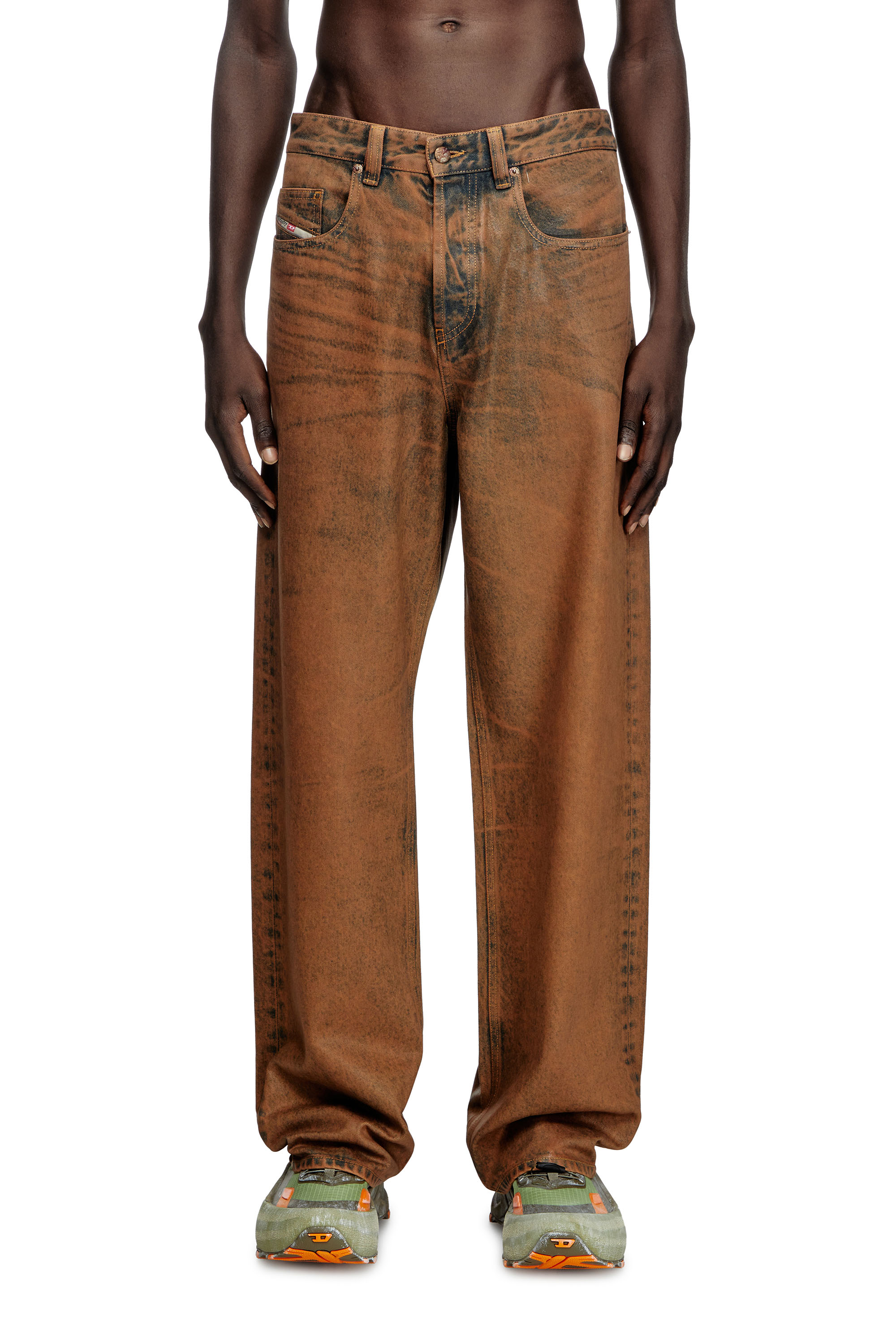 Men's Relaxed Jeans | Brown | Diesel 2001 D-Macro