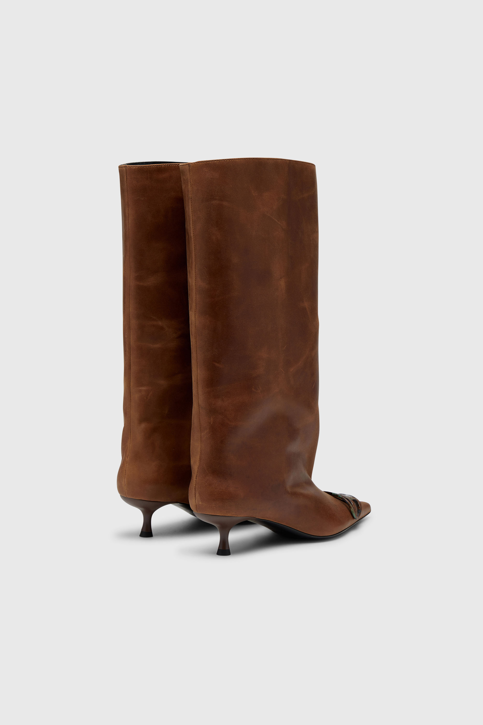 Women's D-Venus-Knee-high boots in oiled leather | Brown | Diesel