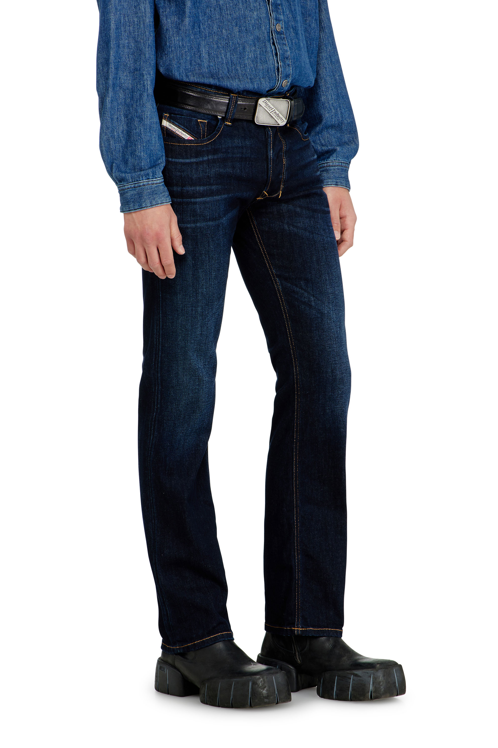 Diesel - Man's Regular Jeans 1985 Larkee 09Q15, Dark Blue - 6