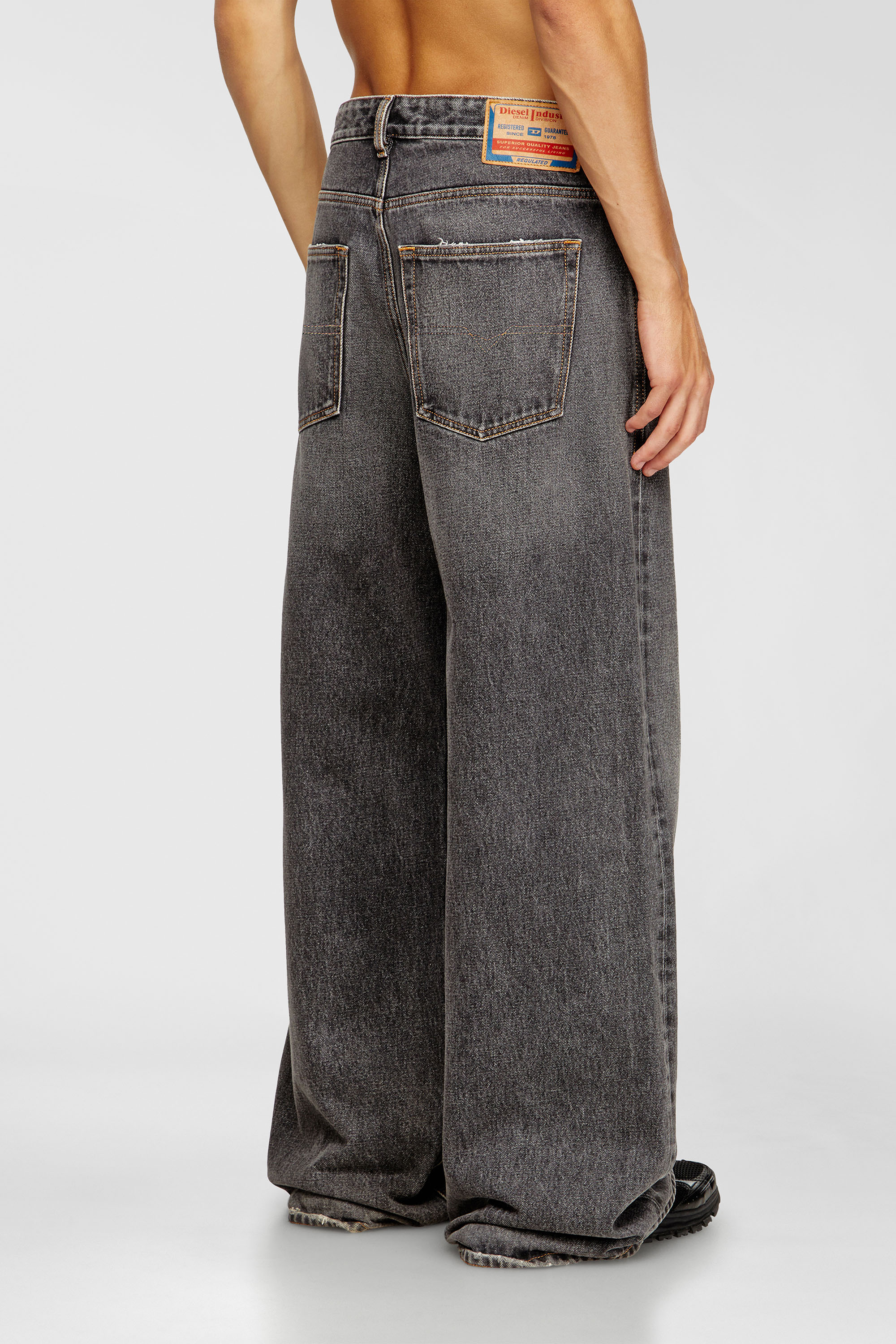 【美品】DIESEL D-Rise W28 L30 D-RISE Man: Oversized Regular Black/Dark grey Jeans | Diesel