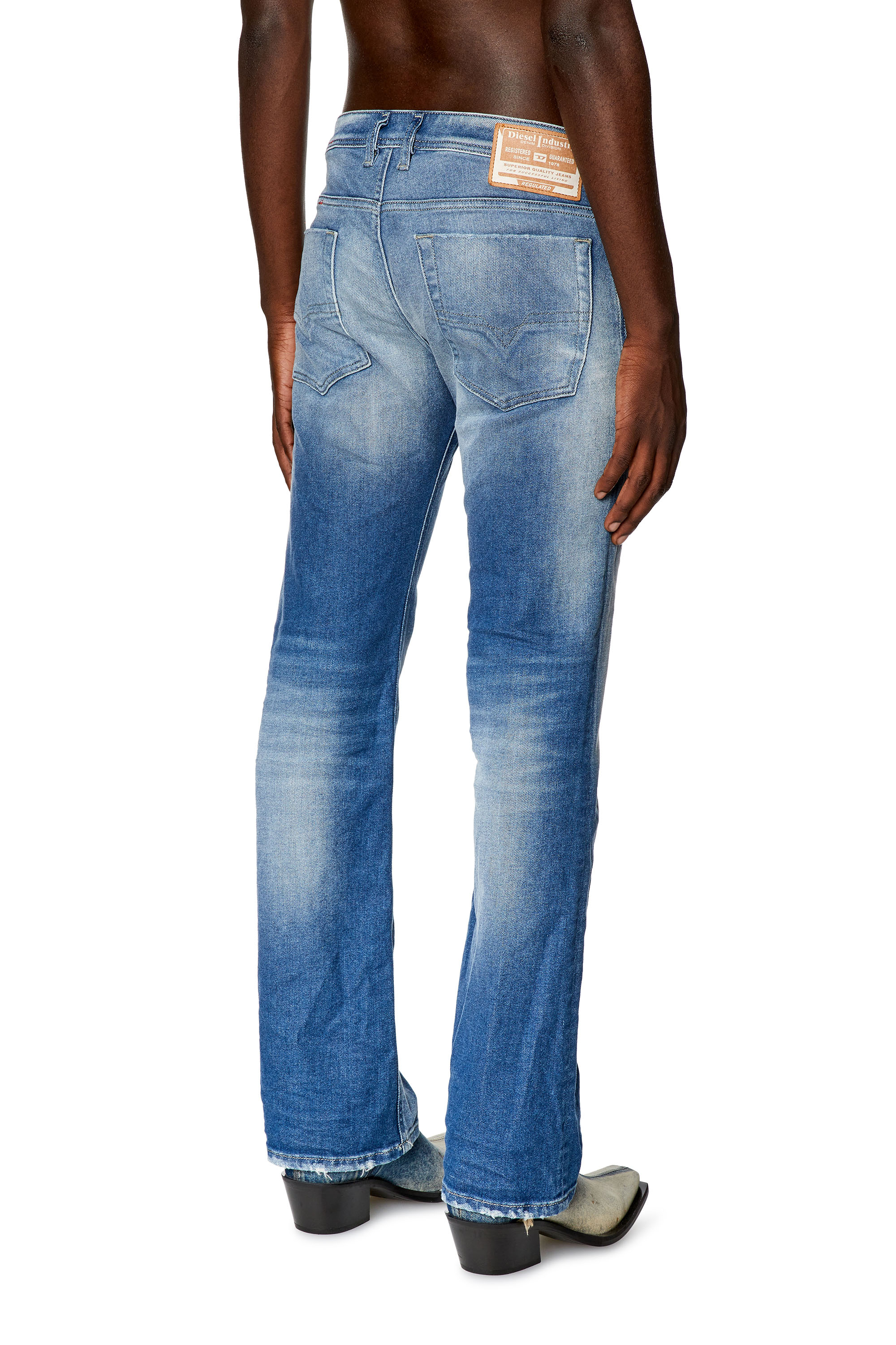 Diesel - Man's Bootcut Jeans Zatiny R84DD, Medium blue - 4