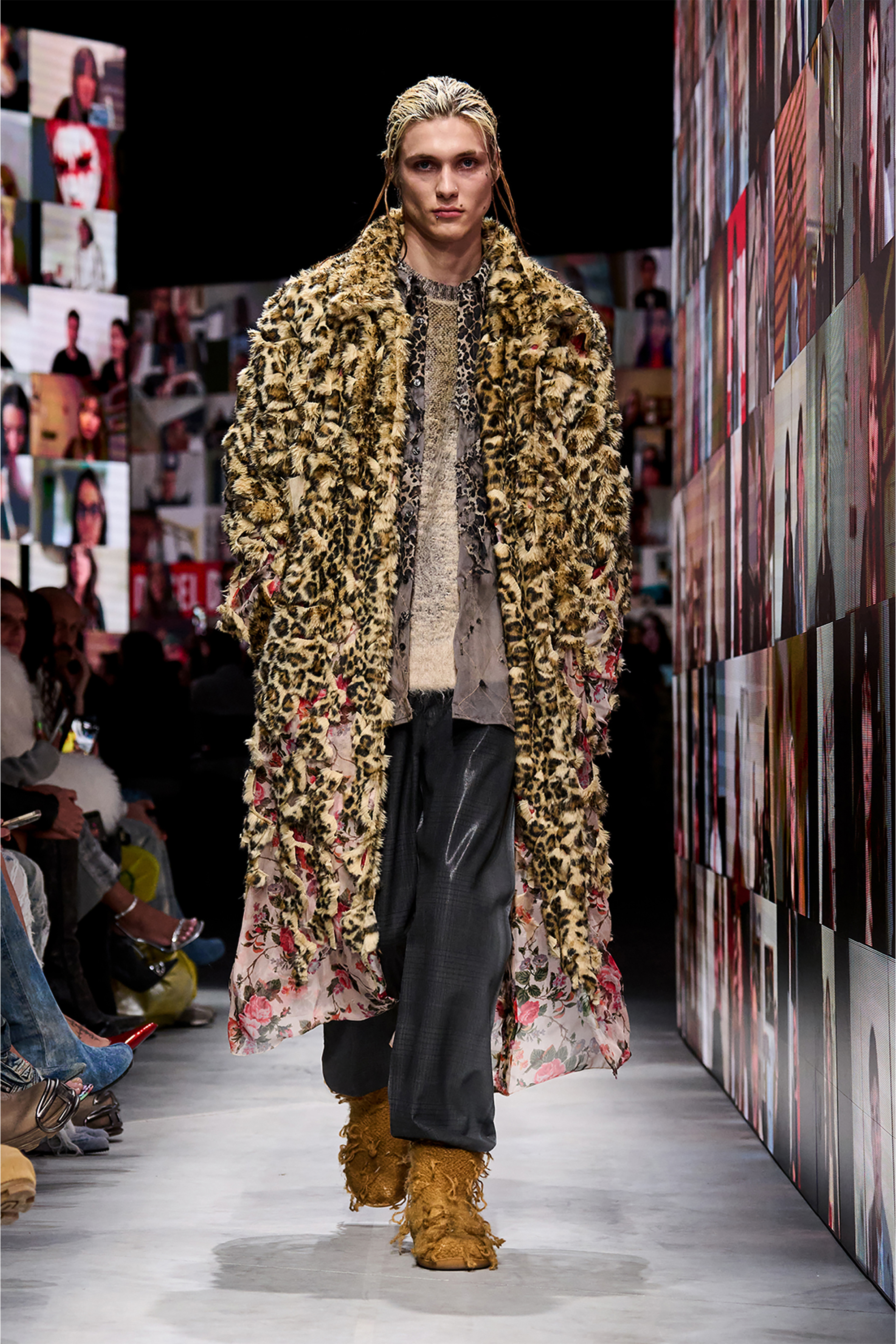 Diesel - K-PENNAC, Man's Mohair-blend jumper with sweat effects in Beige - 6