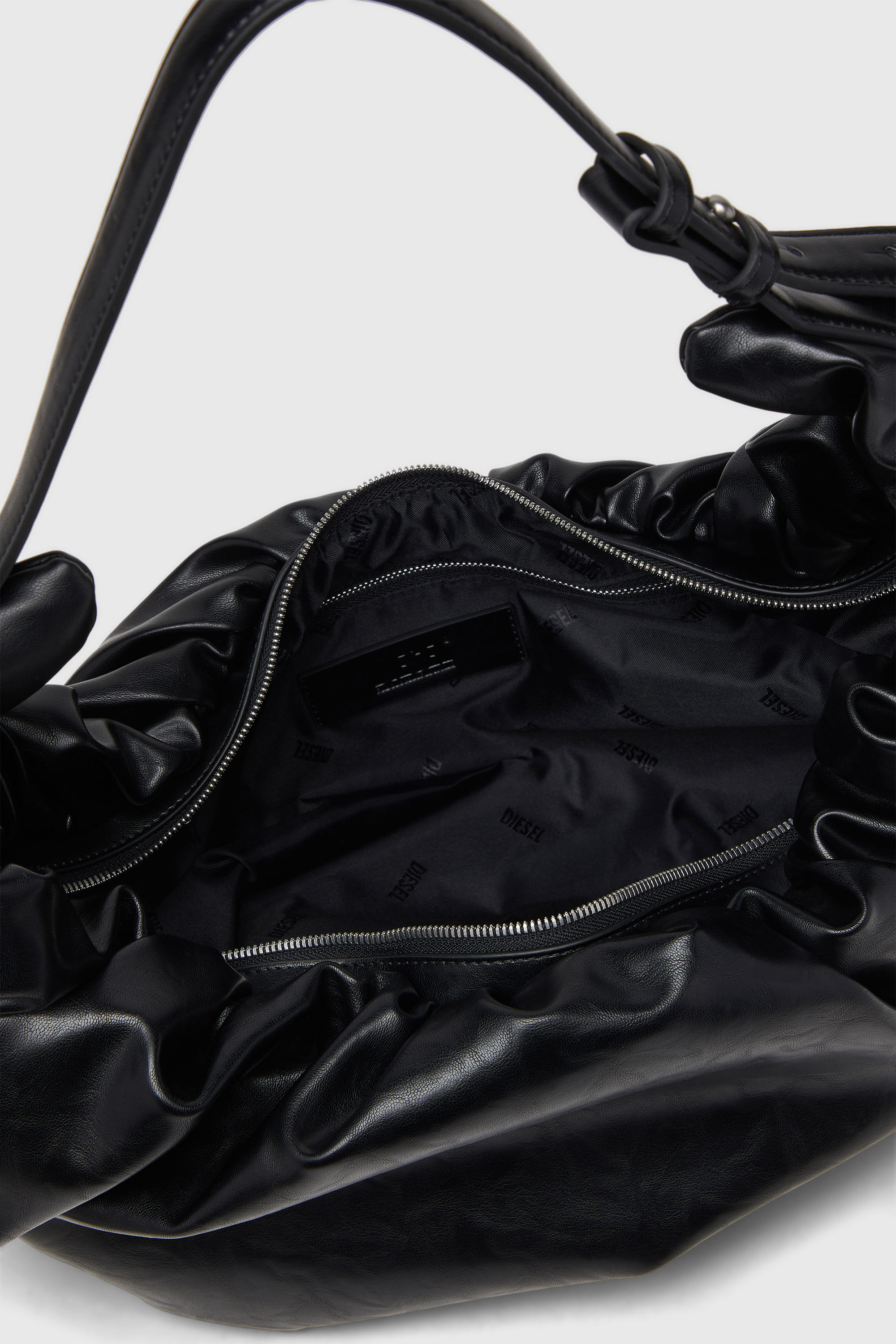 Diesel - GRAB-D HOBO L, Woman's Grab-D-Large scrunched hobo bag in Black - 4