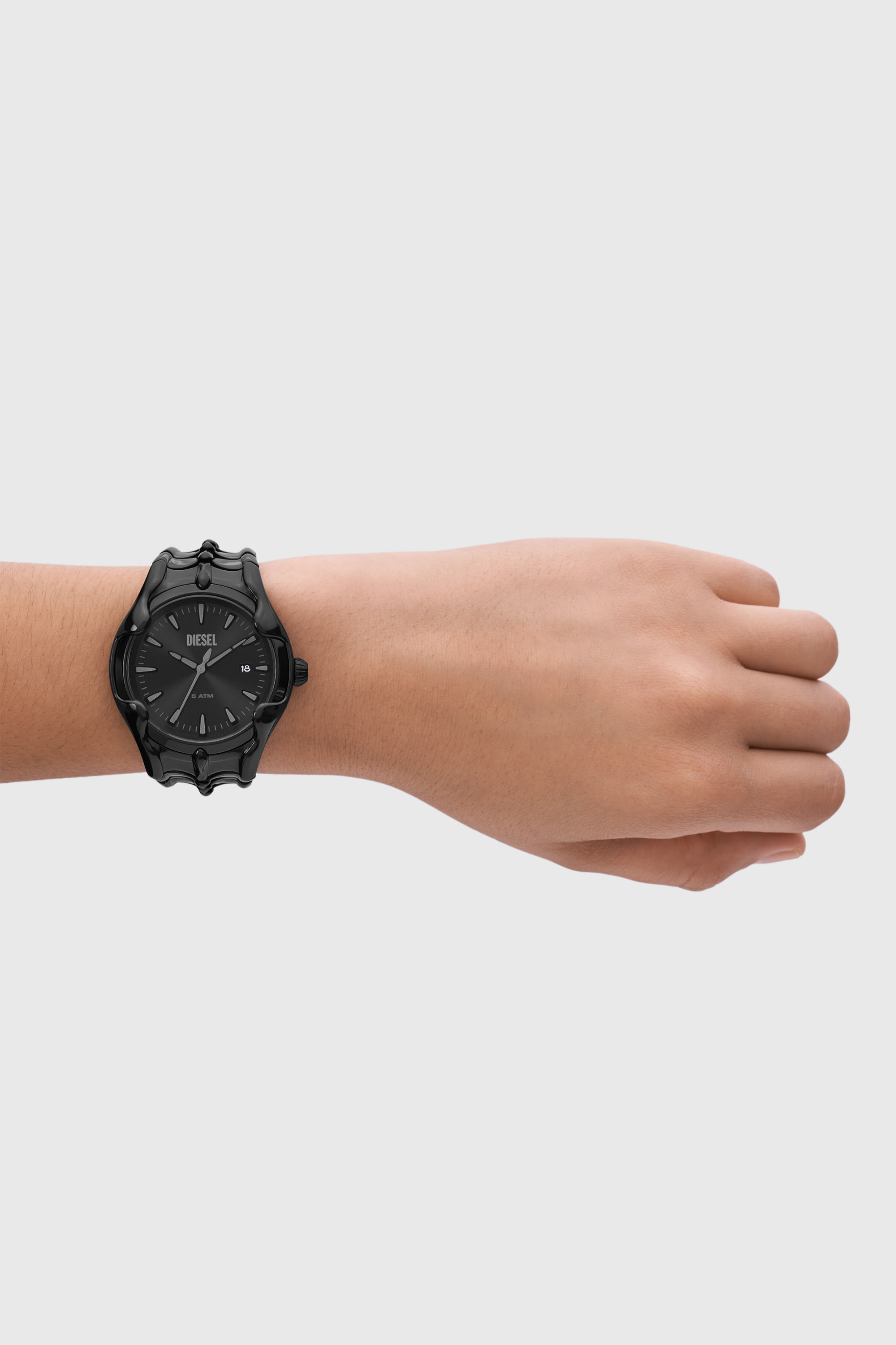 Men's Vert Three-Hand Date Black Stainless Steel Watch | Black