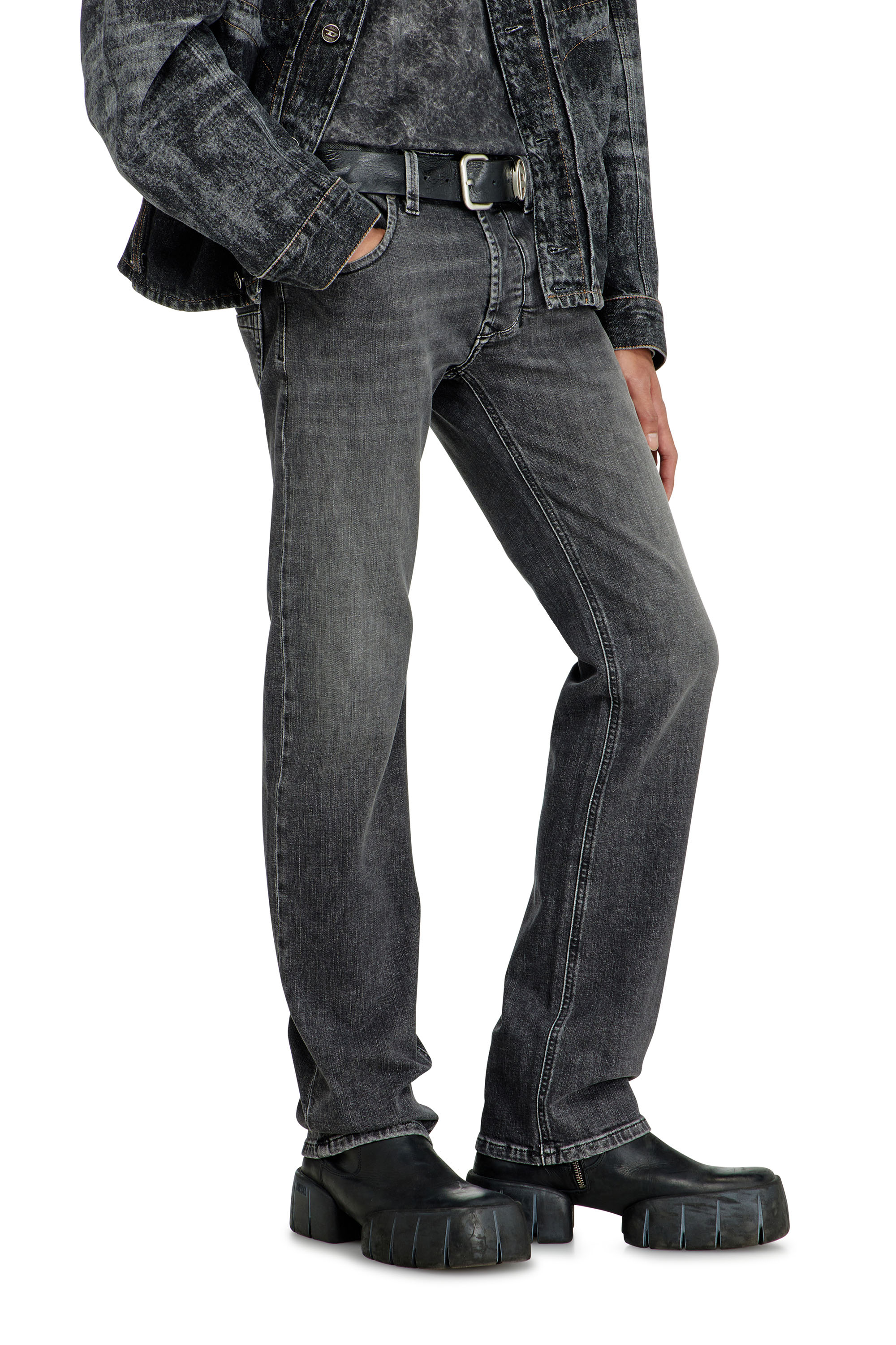Diesel - Man's Regular Jeans 1985 Larkee 0HDBD, Black/Dark grey - 7