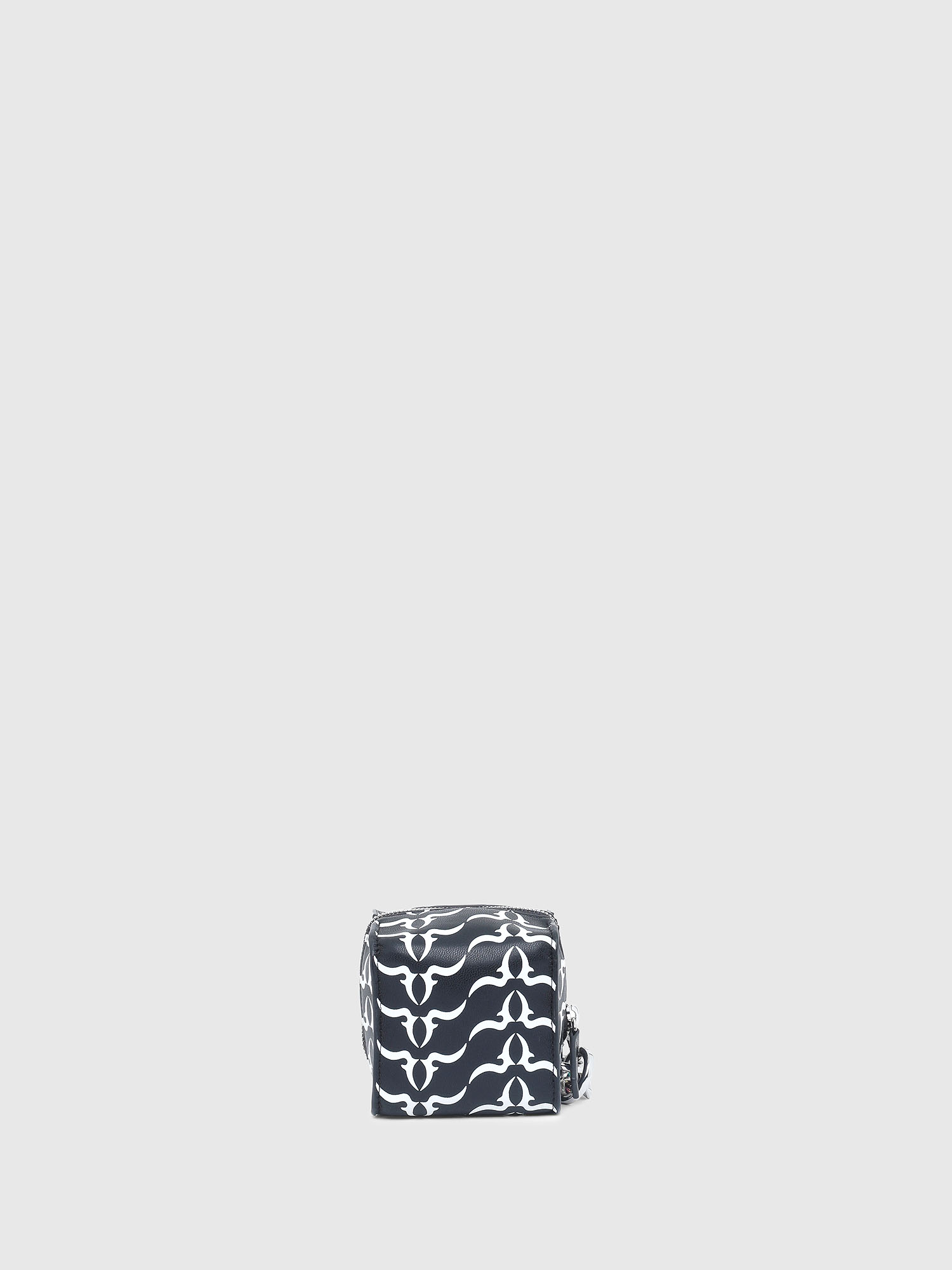 CL - THIRDY BULL LOG, Black Diesel - CL - THIRDY BULL LOG, Black - Bijoux and Gadgets - Image 1