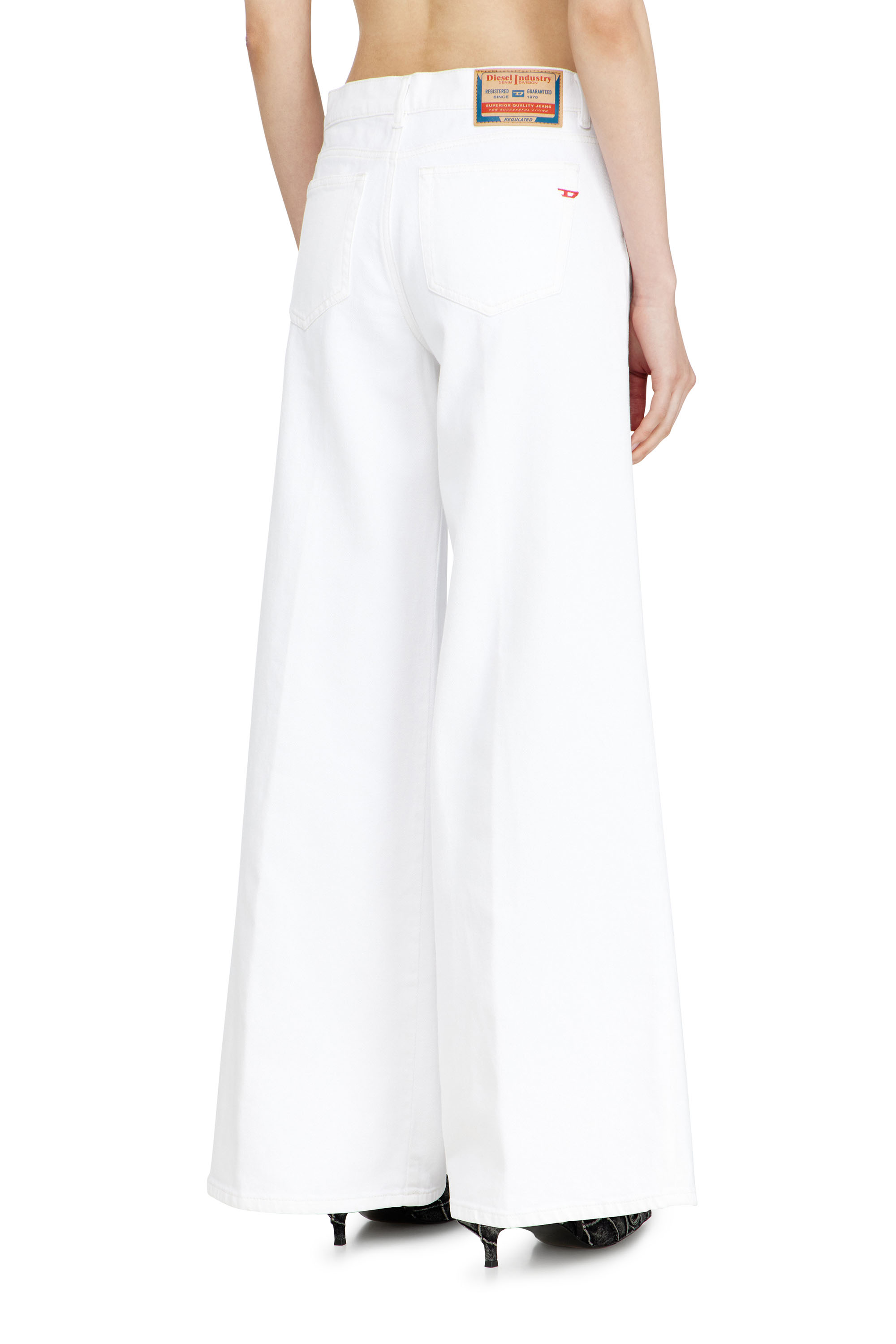 Diesel - Woman's Flare Jeans 1978 D-Akemi 09N92, White - 3