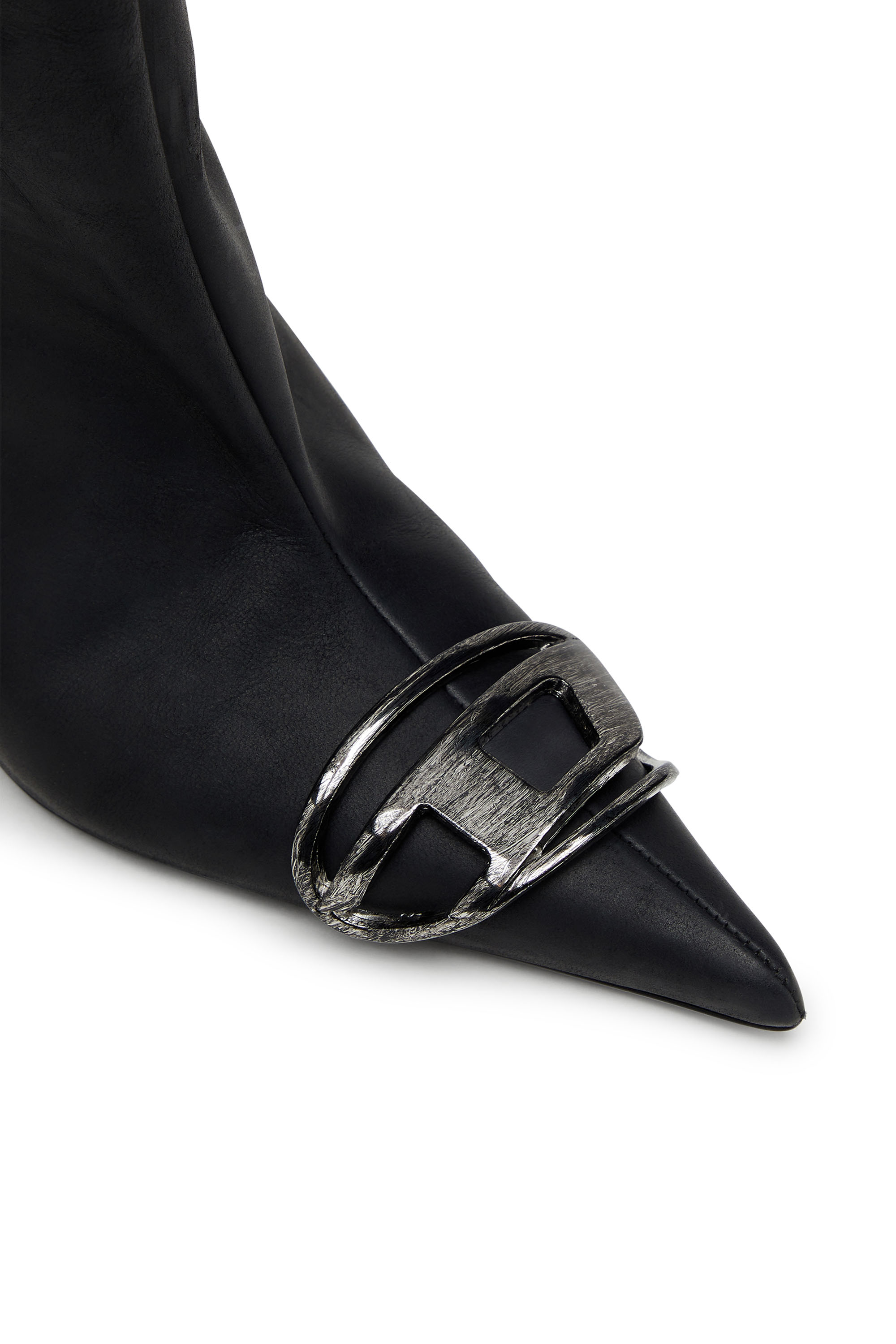 Diesel - D-VENUS 40 KB TUBE, Woman's D-Venus-Knee-high boots in oiled leather in Black - 4