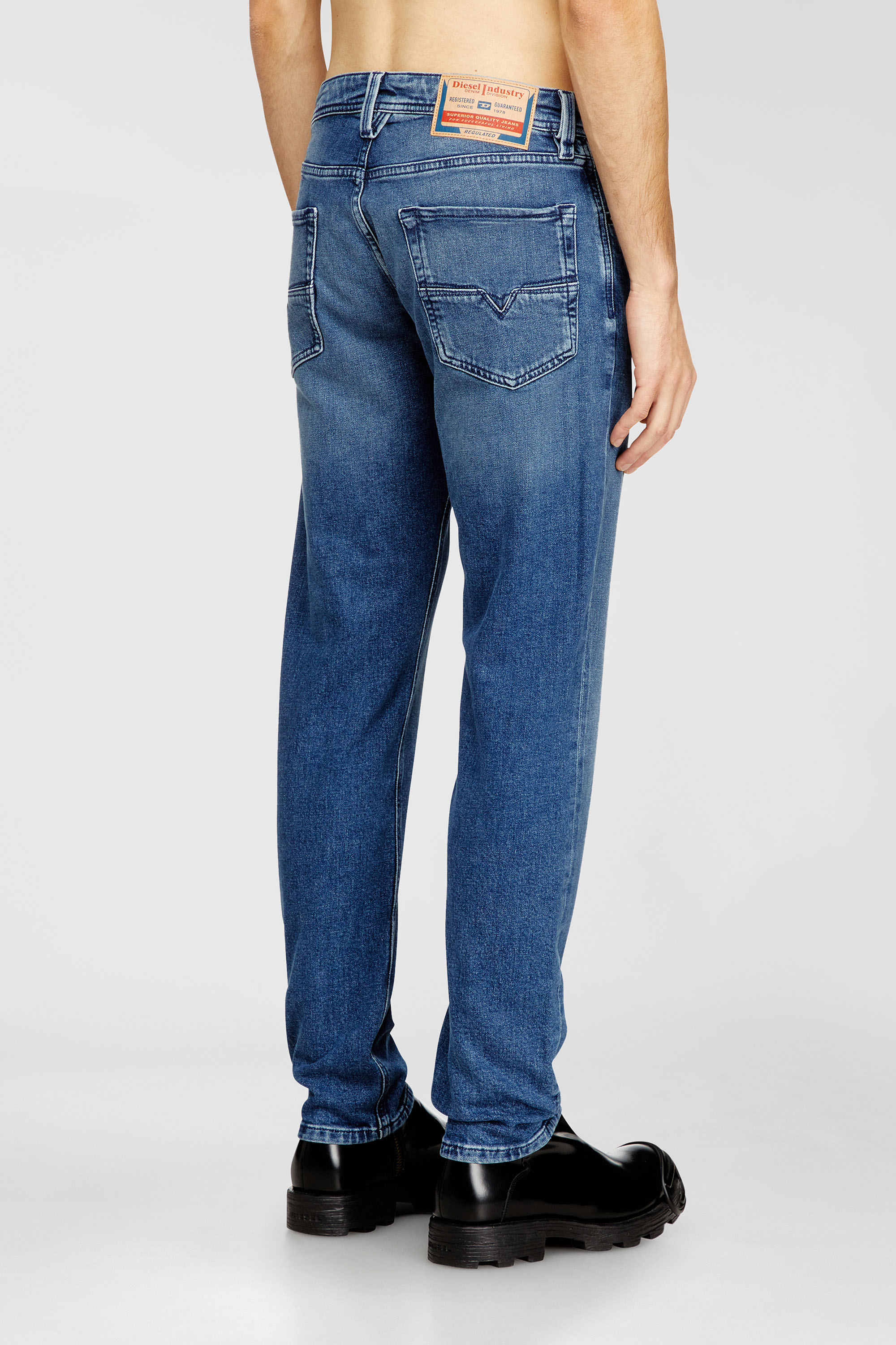 Diesel - Man's Regular Jeans 1986 Larkee-Beex 0ADBA, Medium blue - 3