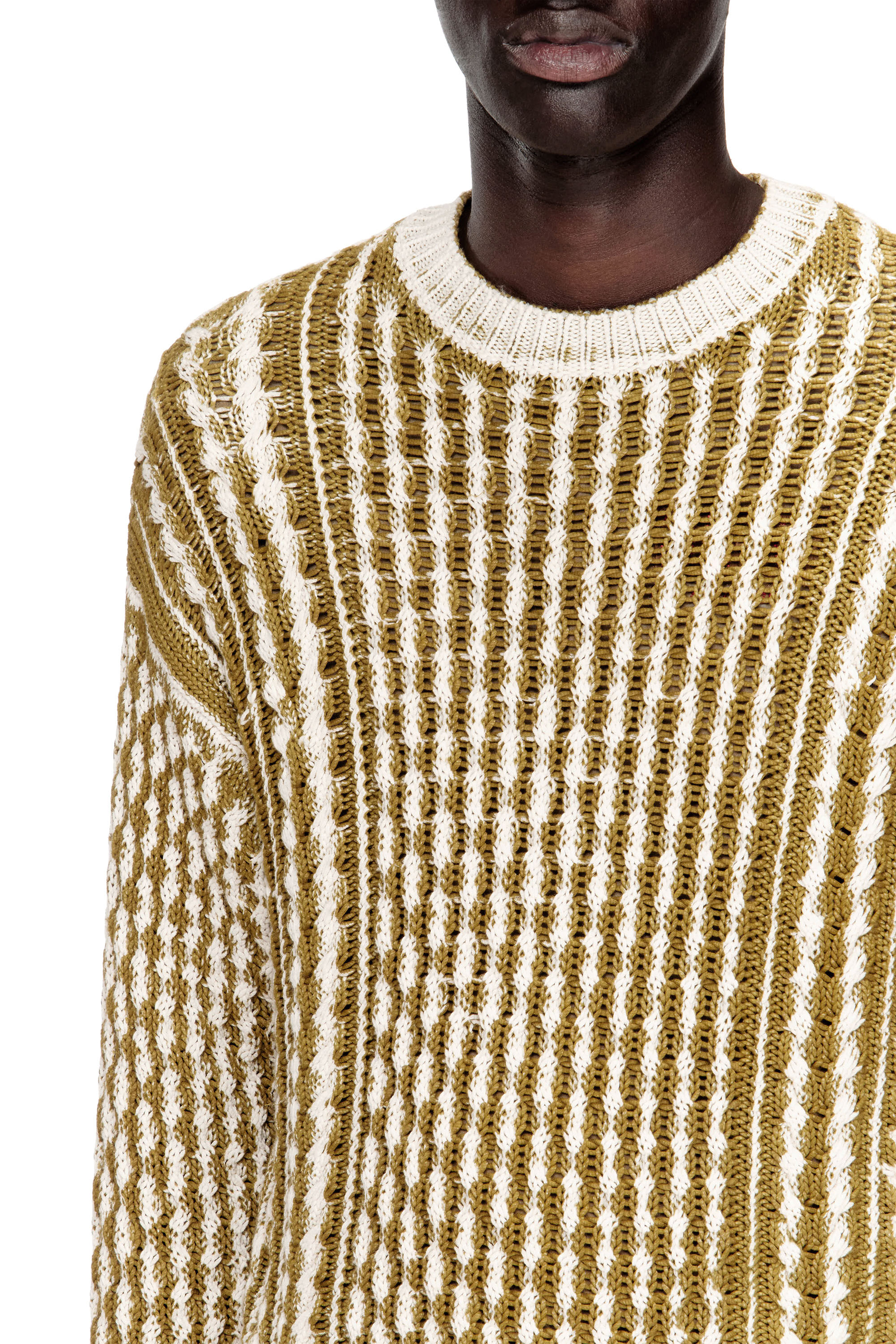 Diesel - K-MOISE, Man's Reverse-print cable-knit jumper in Brown/White - 5