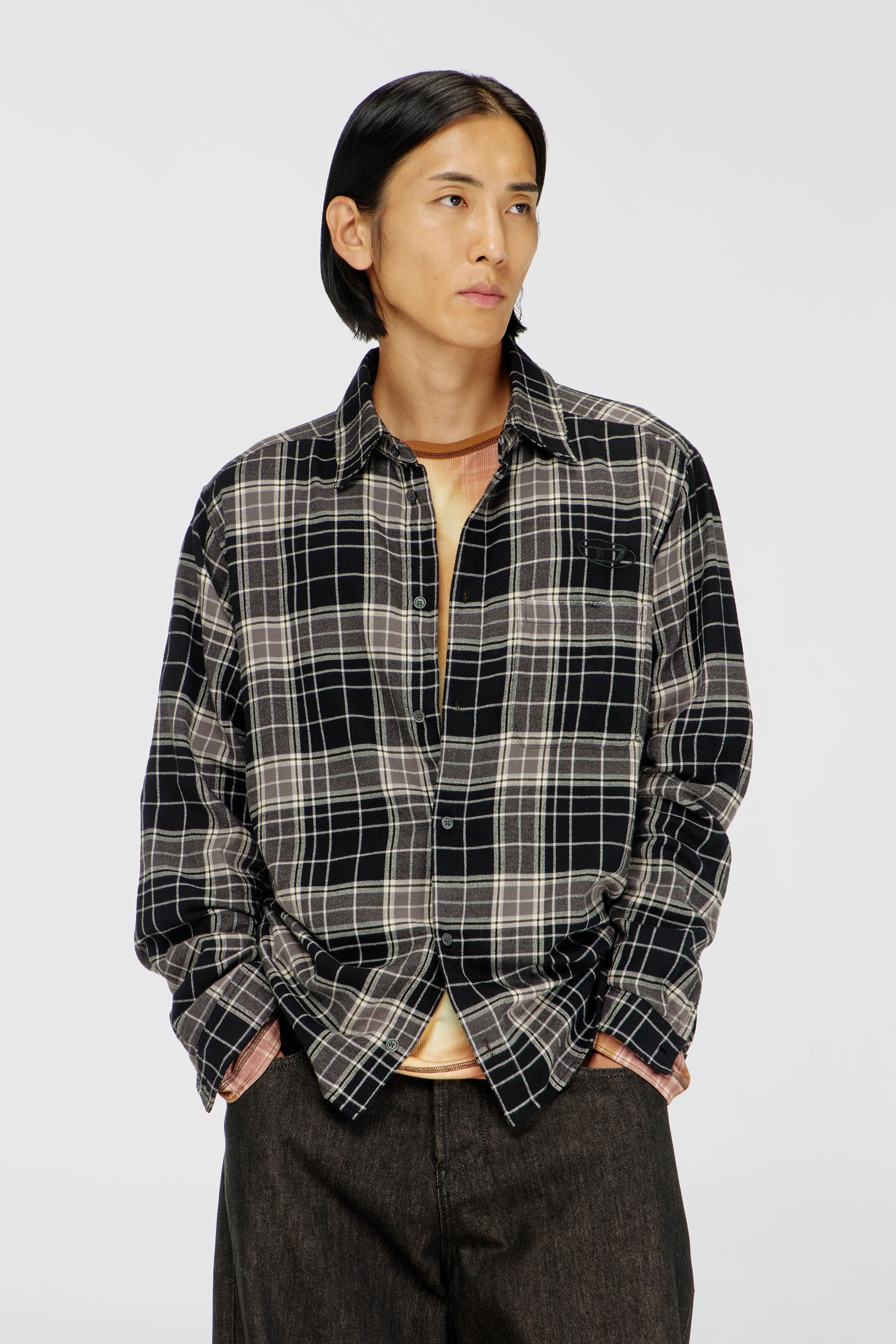 Diesel - S-SIMPLY-HNBI, Man's Distressed shirt in check flannel in Black/Grey - 2