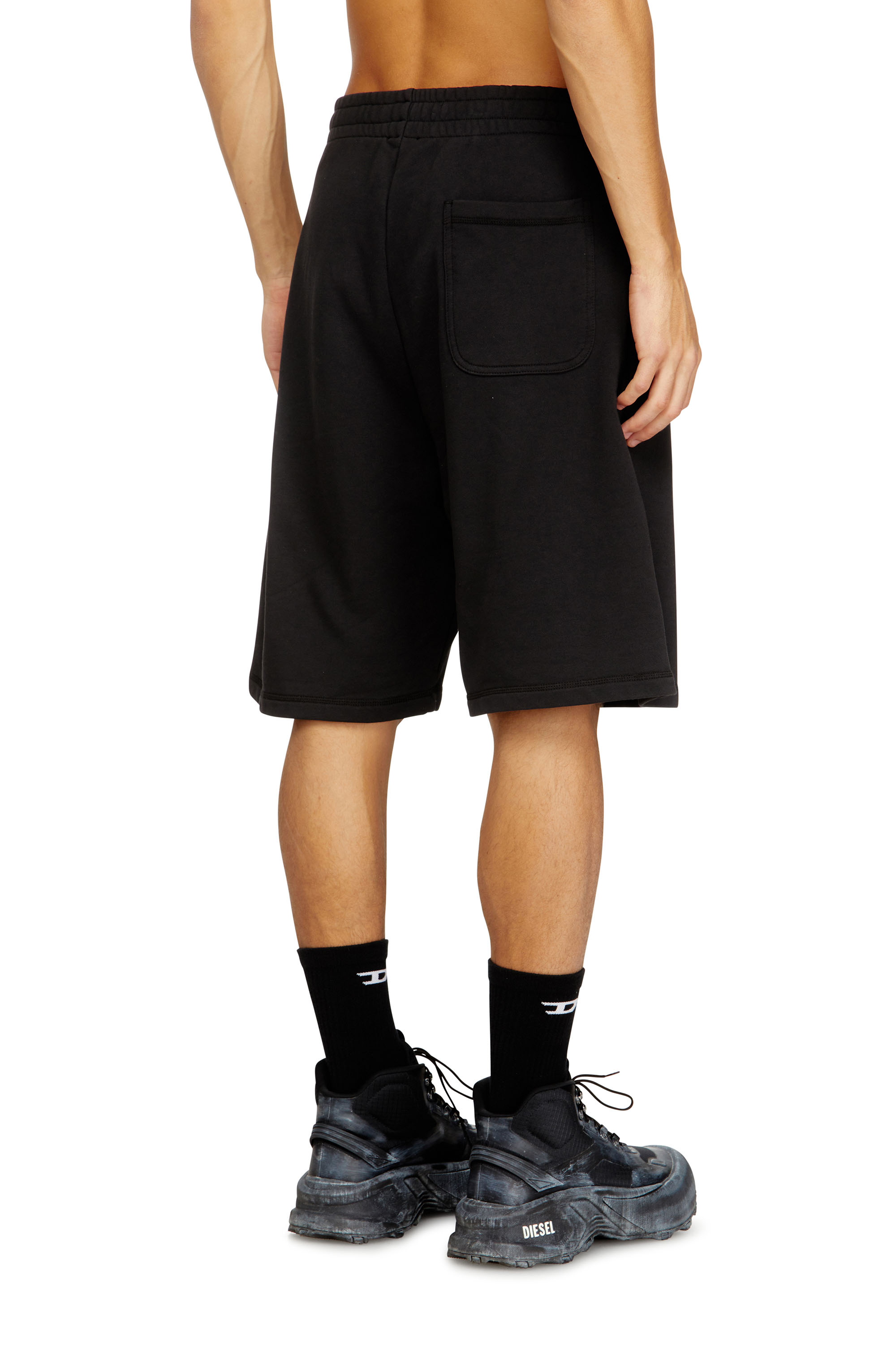 Diesel - P-MARSHY-IOD, Man's Fleece shorts with metallic Oval D in Black - 3