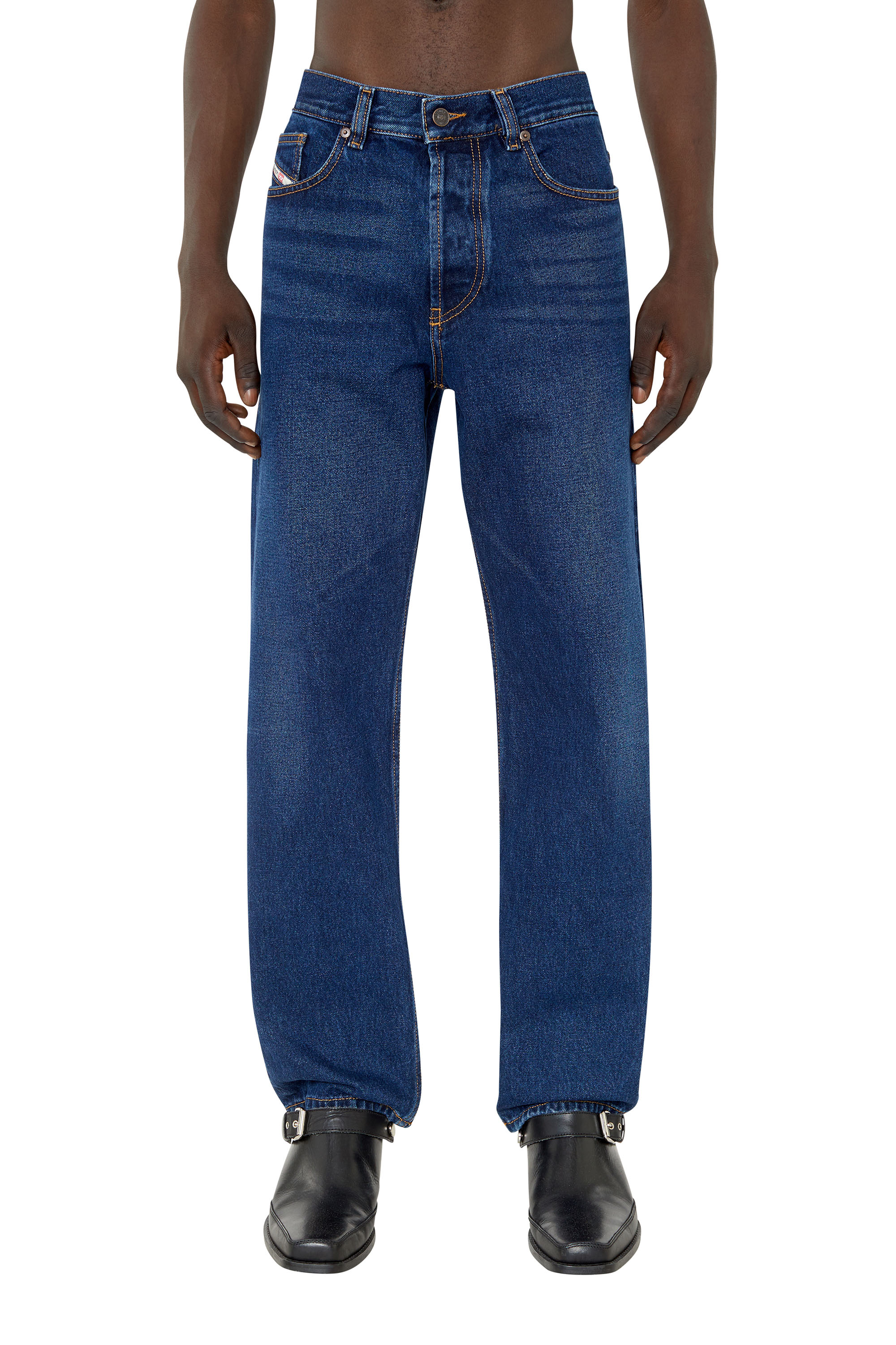 frill porcelæn absolutte Men's Straight Jeans: D-Macs, Larkee, Safado| Diesel®