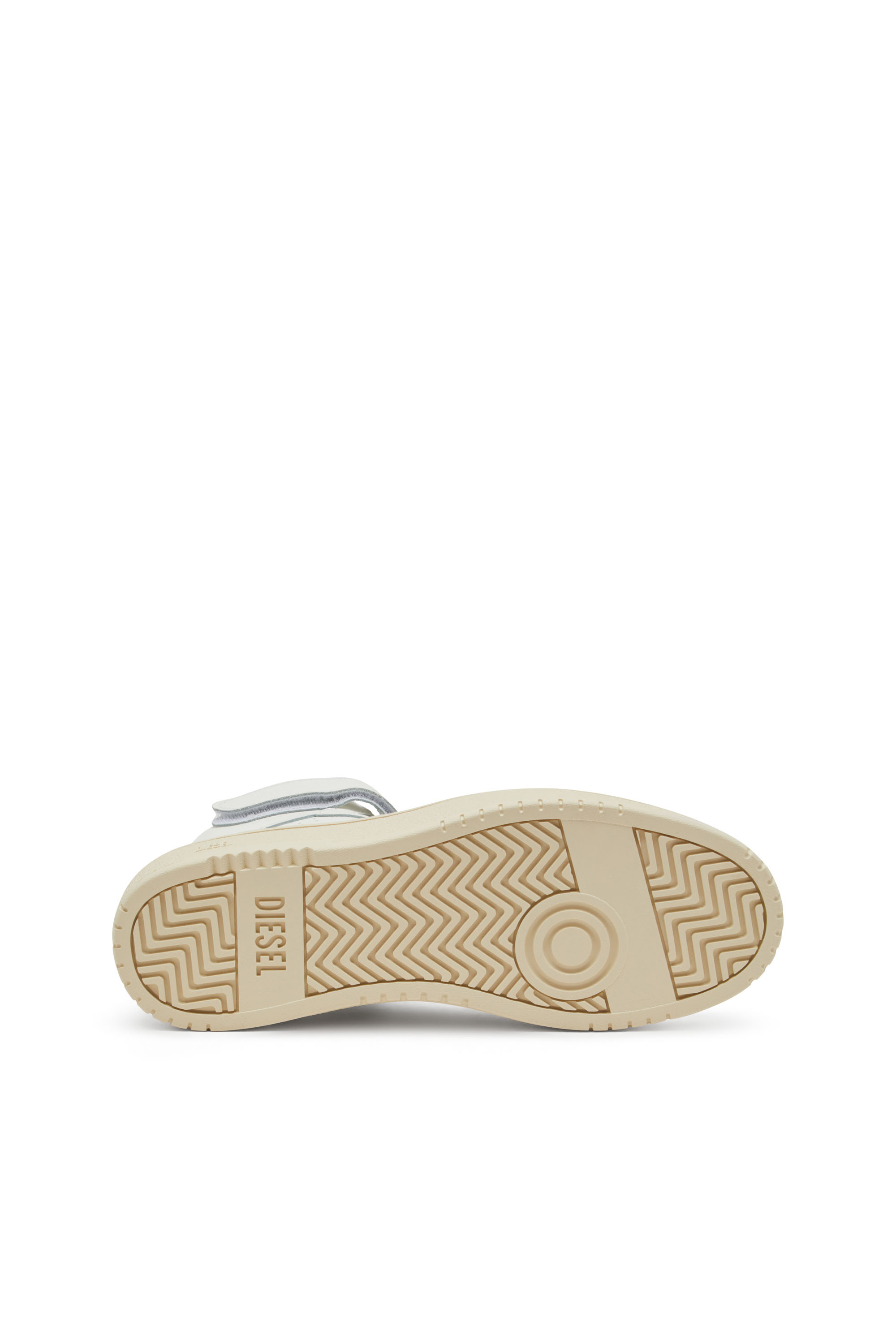 Diesel - S-TRACKER-D MID, Man's S-Tracker-D-Mid top sneaker in White - 4