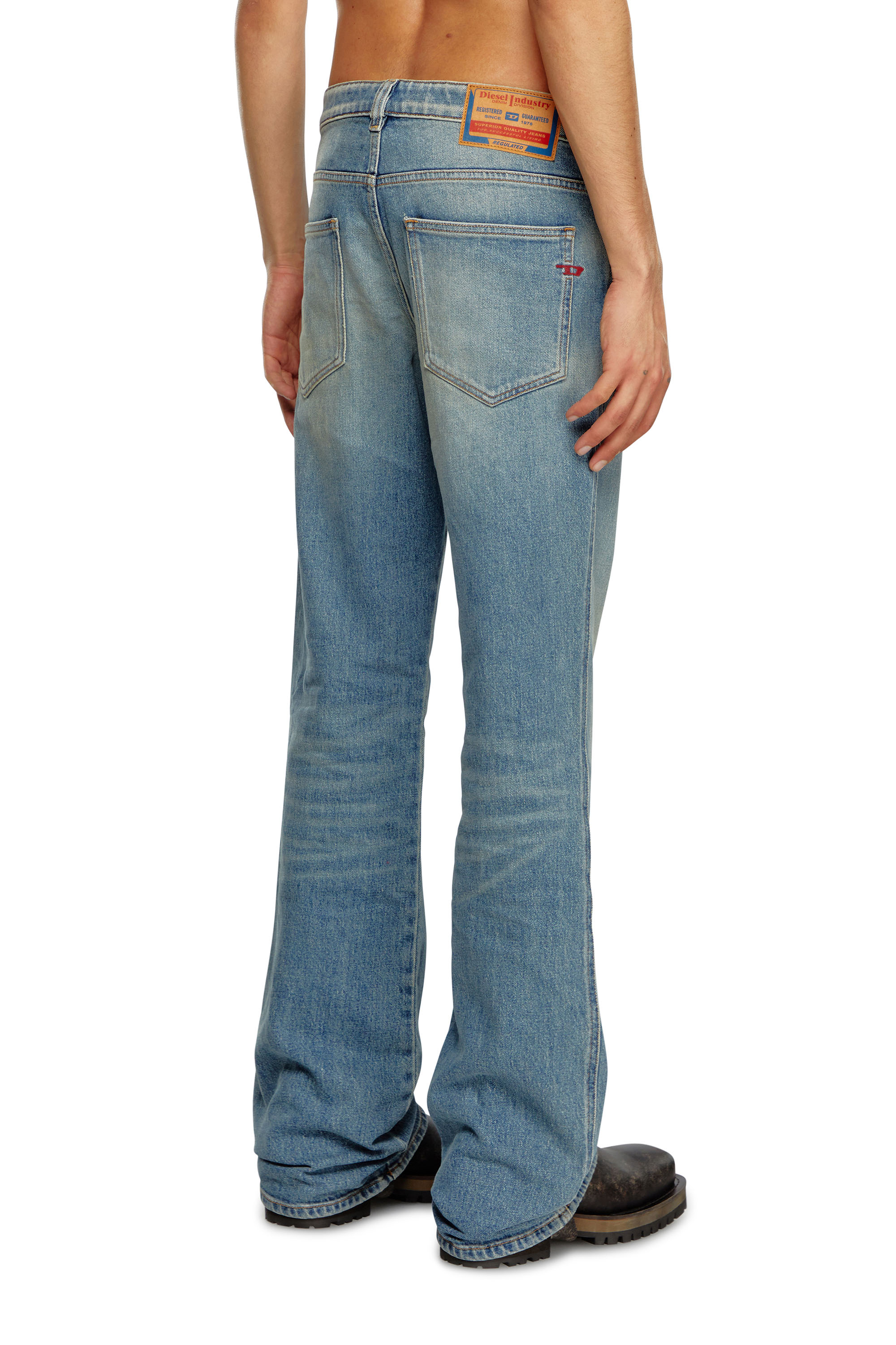 Diesel - Man Bootcut Jeans 1998 D-Buck 09J55, Light Blue - Image 4