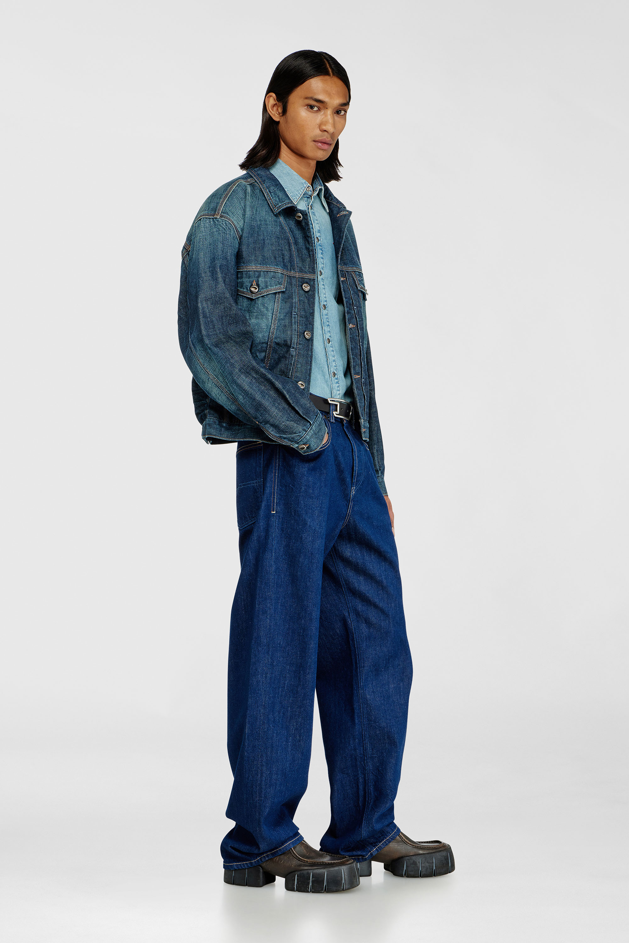 Diesel - Man's Relaxed Jeans 2001 D-Macro 09Q09, Dark Blue - 1
