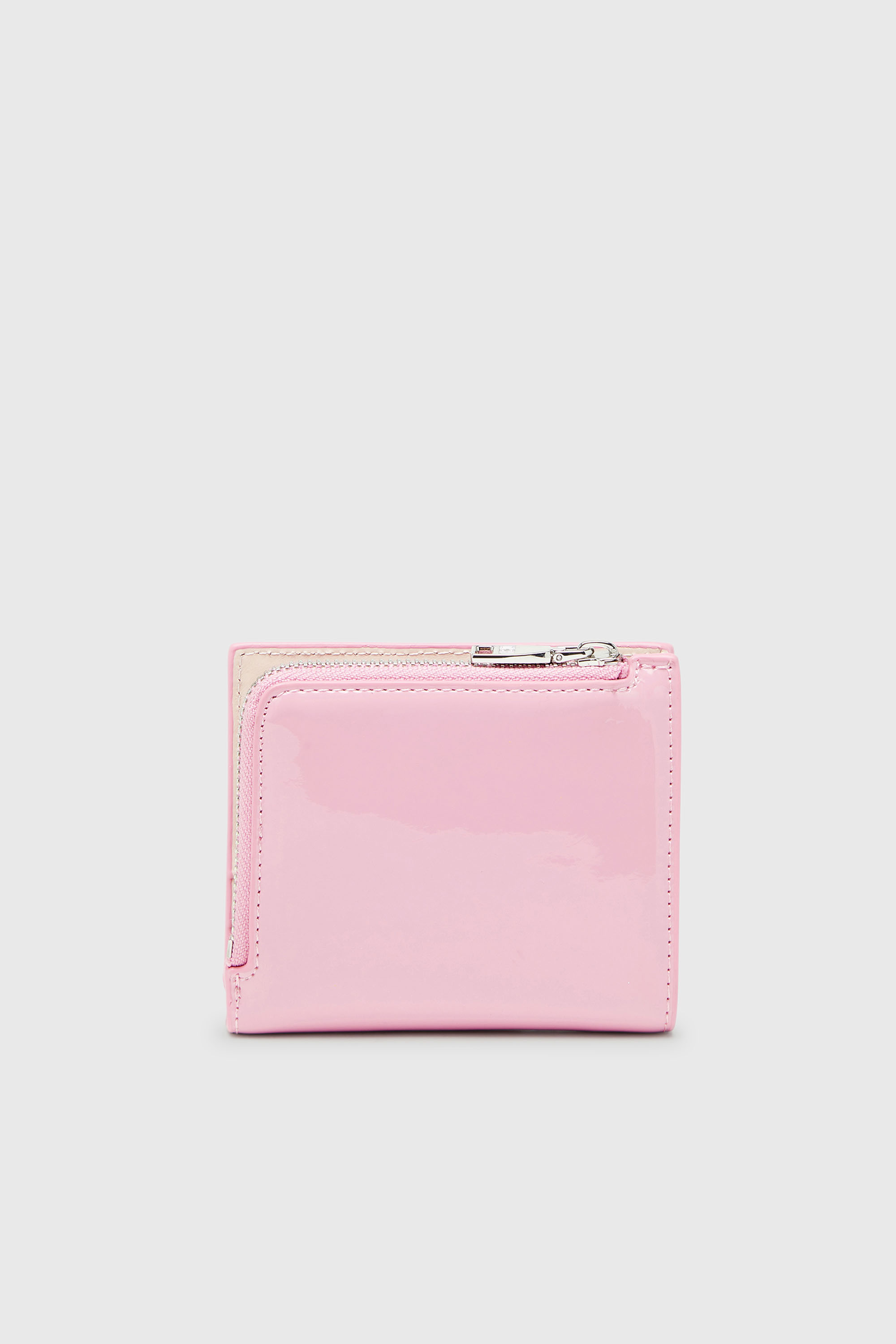 Diesel - PLAY BI FOLD ZIP L, Woman's Bi-fold wallet in glossy PU in Pink - 2