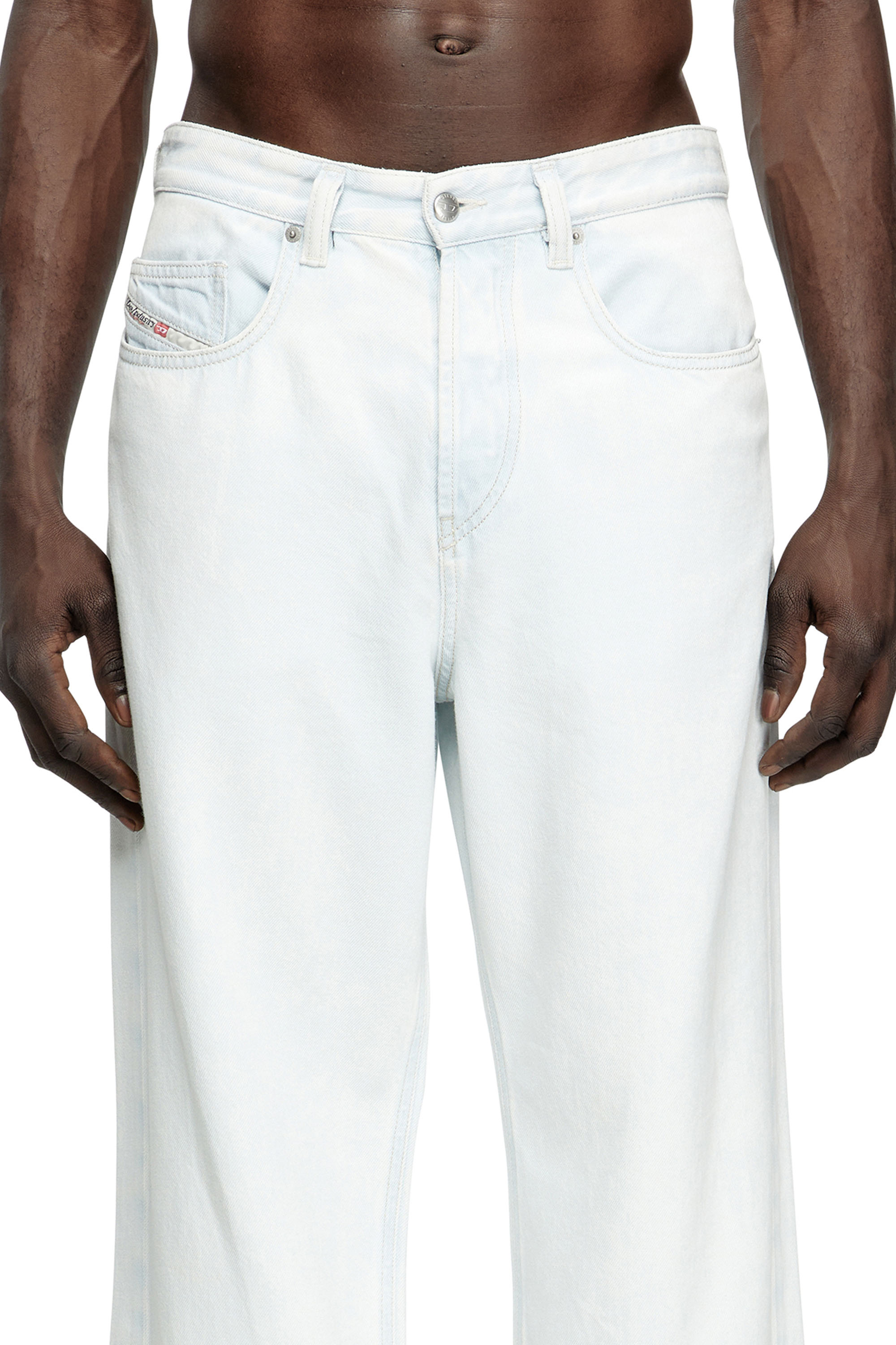 Men's Relaxed Jeans | Light Blue | Diesel 2001 D-Macro