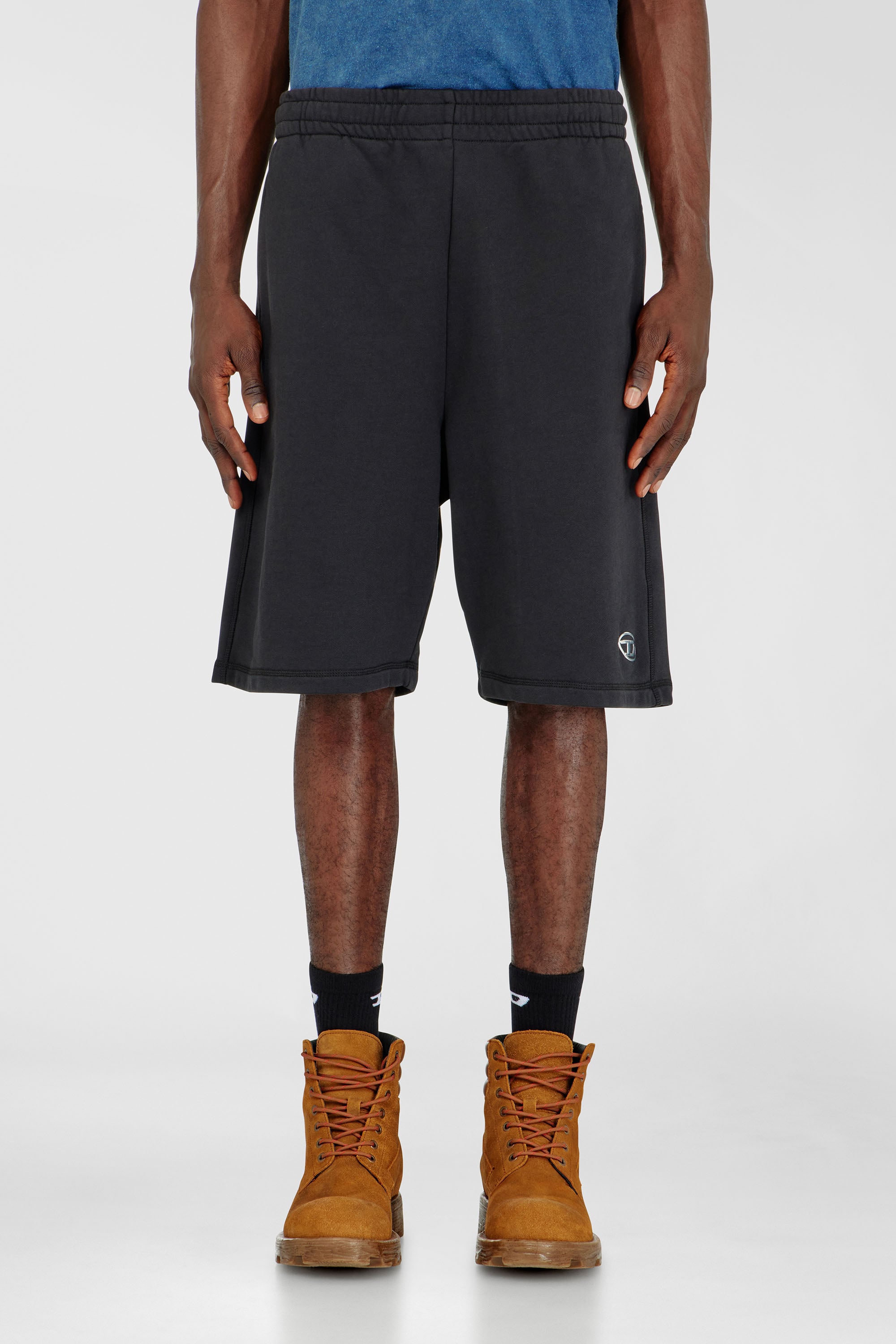 Diesel - P-MARSHY-IOD, Man's Fleece shorts with metallic Oval D in Black - 1