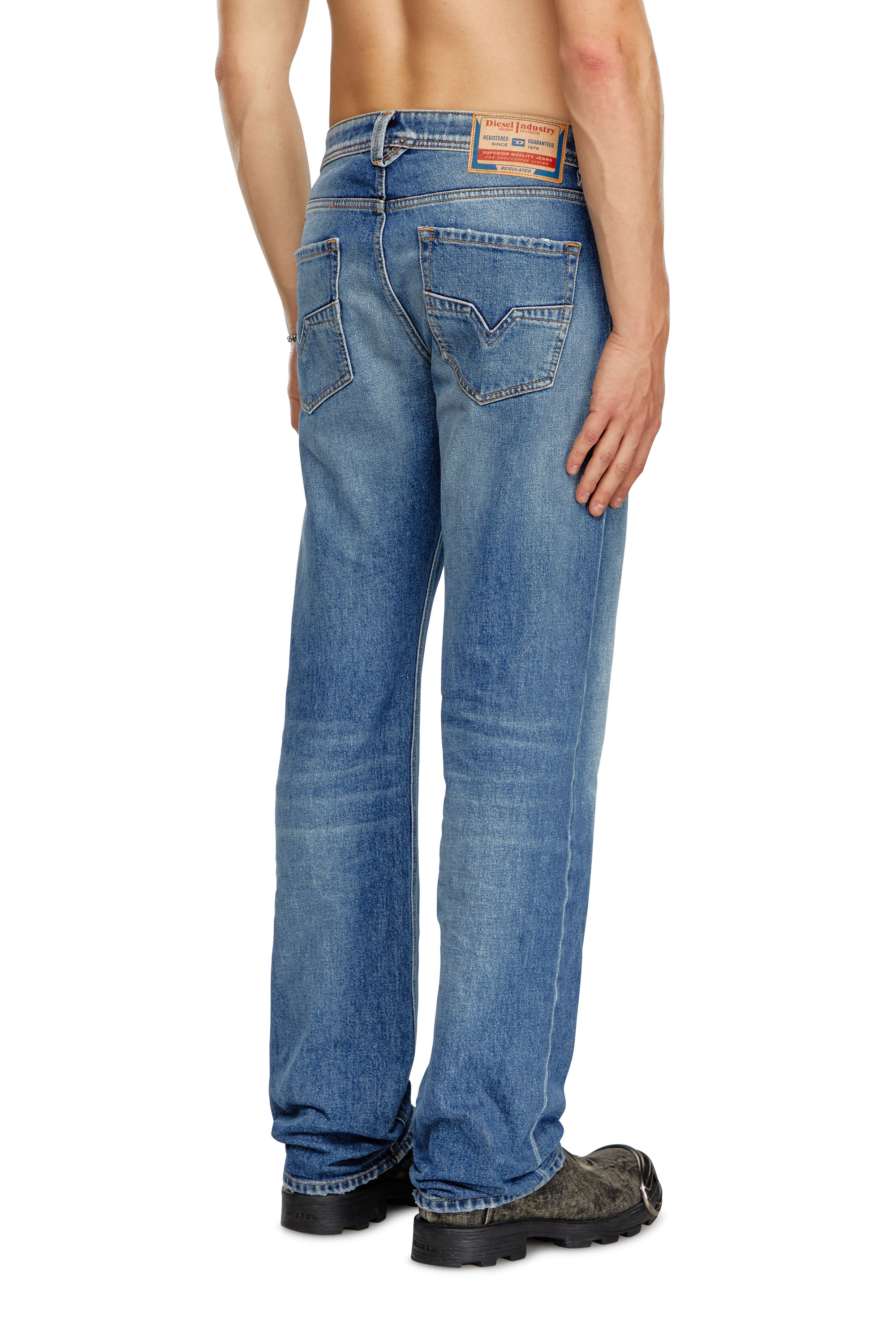 Men's Oversized Straight Jeans | Medium blue | Diesel 1985 Larkee