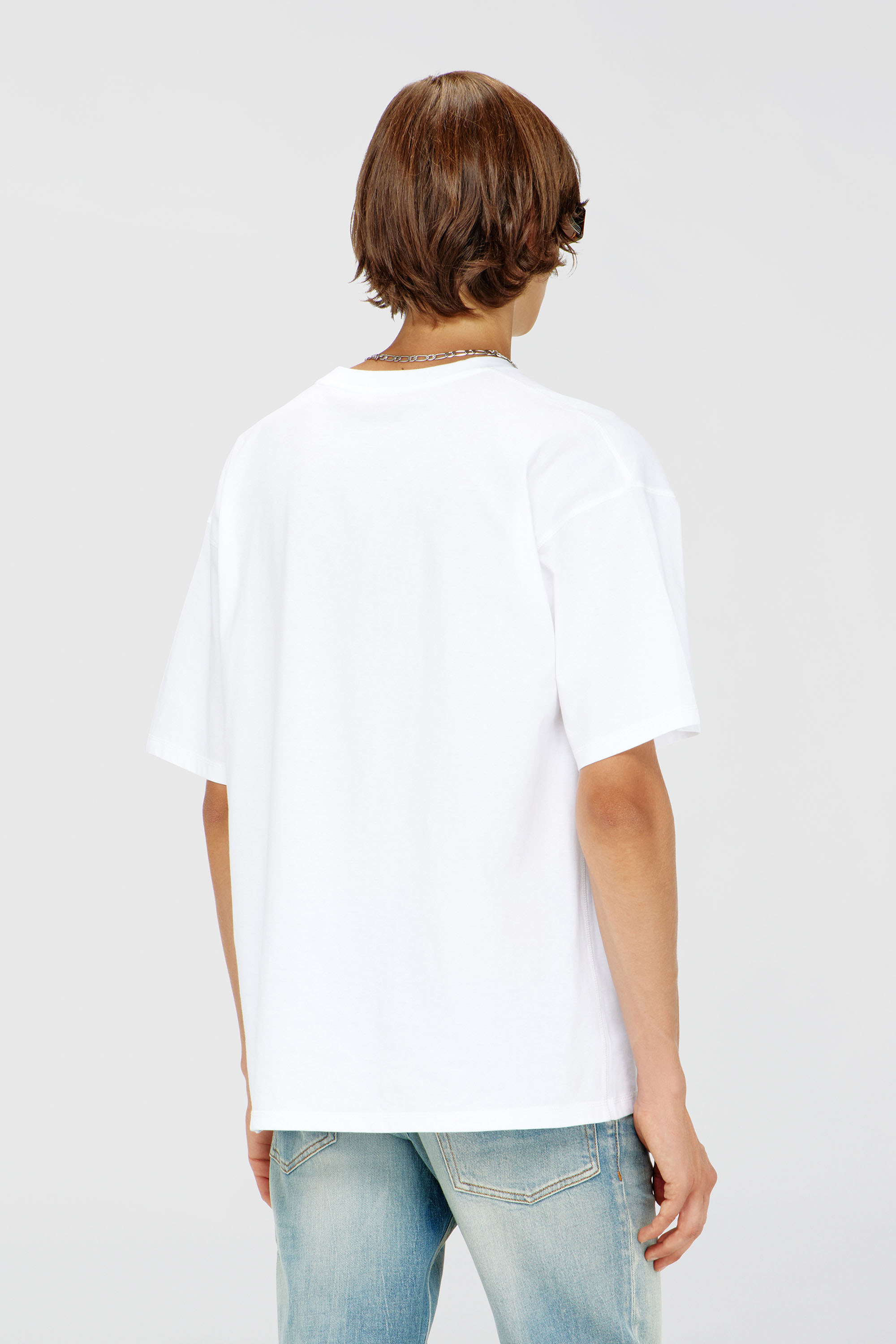 Diesel - T-LUCIEN-IHBI, Man's Relaxed T-shirt in organic cotton in White - 4