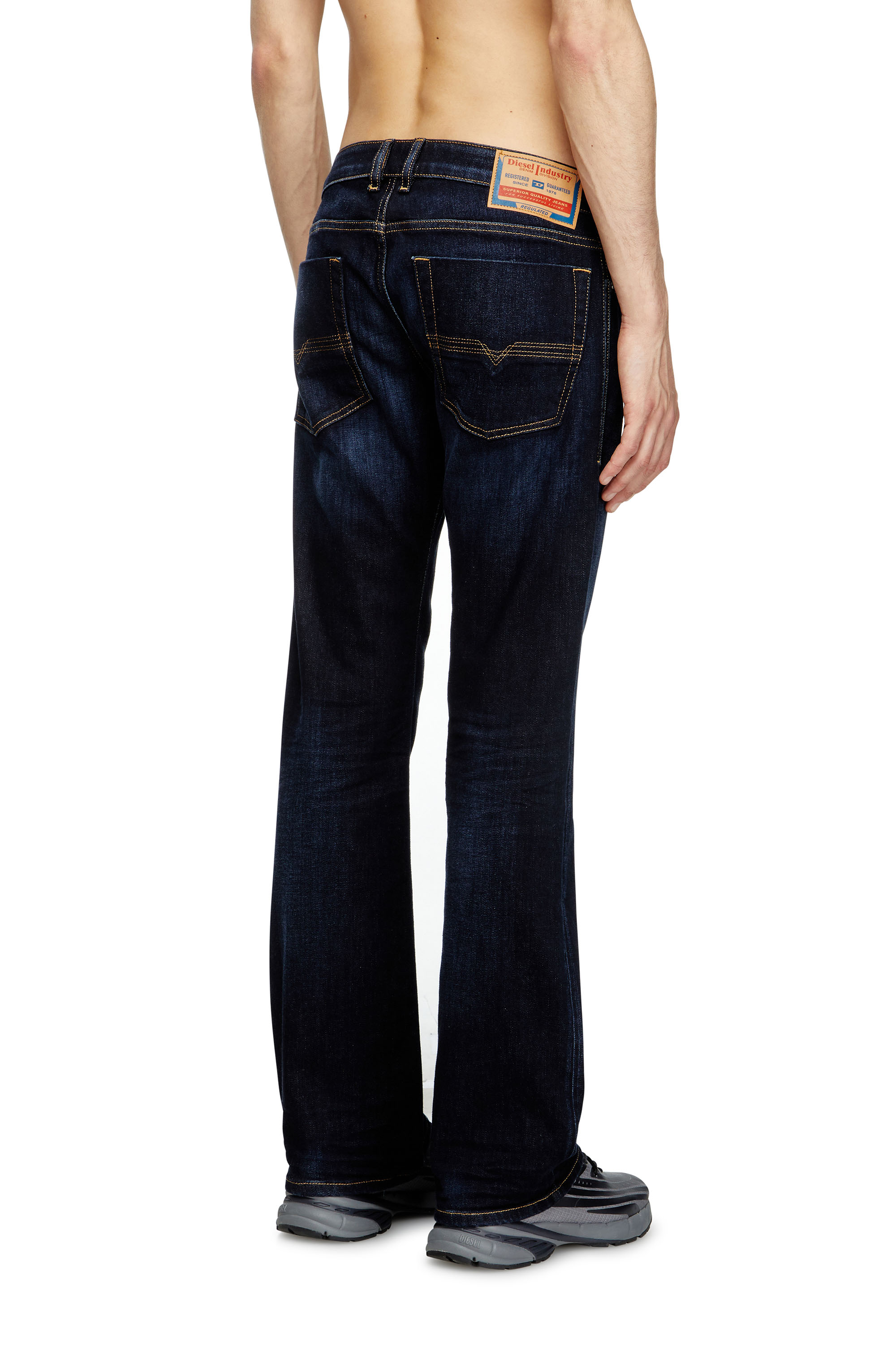 Diesel - Man's Bootcut Jeans 2007 Zatiny 009ZS, Dark Blue - 4