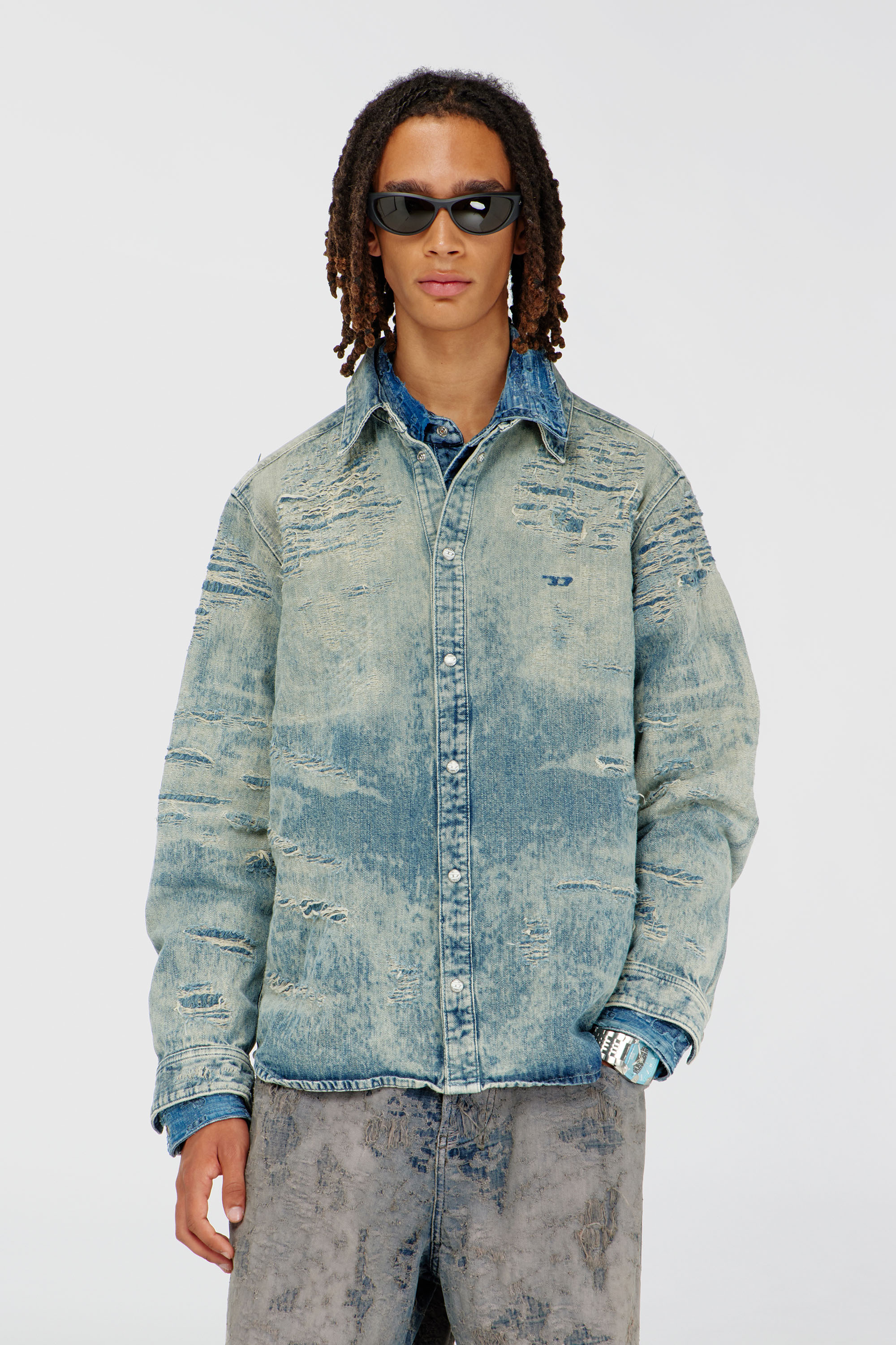 Diesel - D-SIMPLY, Man's Shirt in distressed-effect jacquard denim in Medium blue - 3