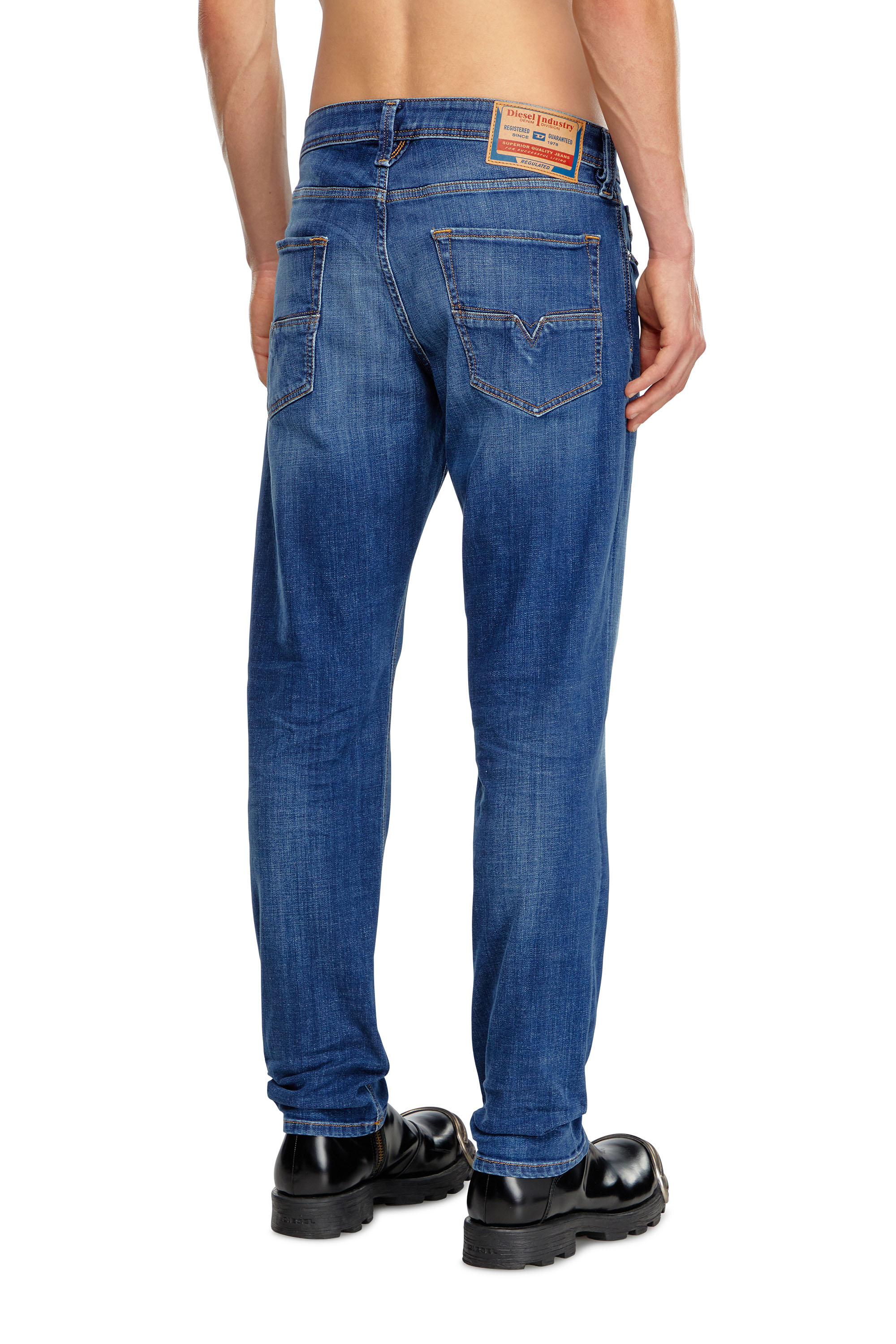 Diesel - Man Tapered Jeans 1986 Larkee-Beex 09K04, Medium blue - Image 3