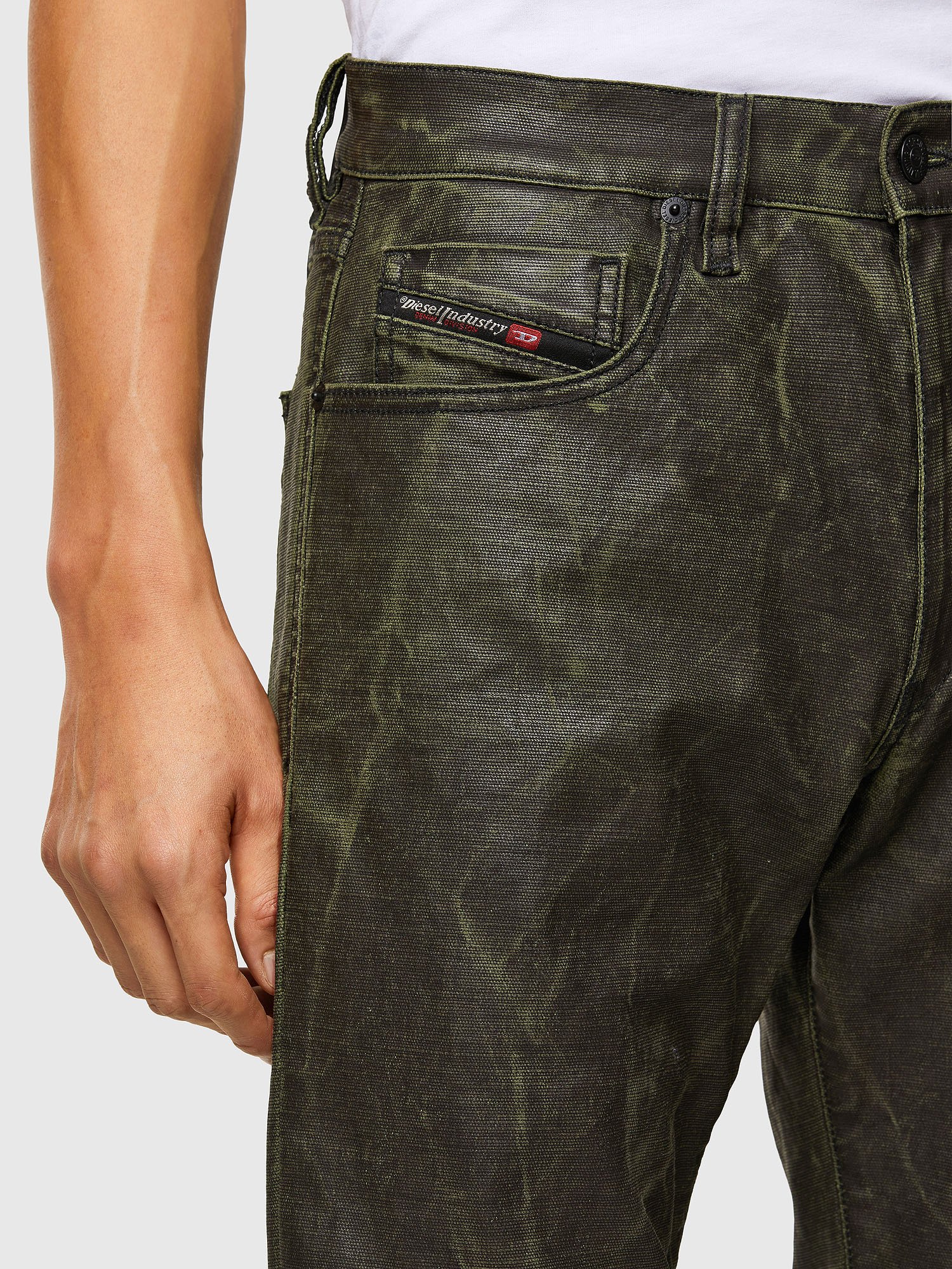 Diesel - 2019 D-STRUKT 009SE Slim Jeans, Green - Image 3